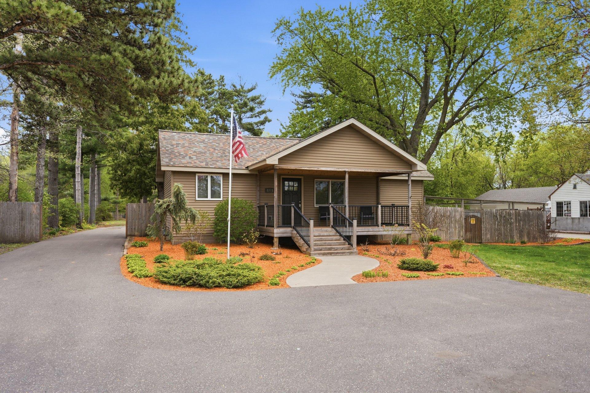 View of Residential at 1773 Geneva Avenue, Oakdale MN 55128, Oakdale - Mike Wilen | Minnesota Team Real Estate
