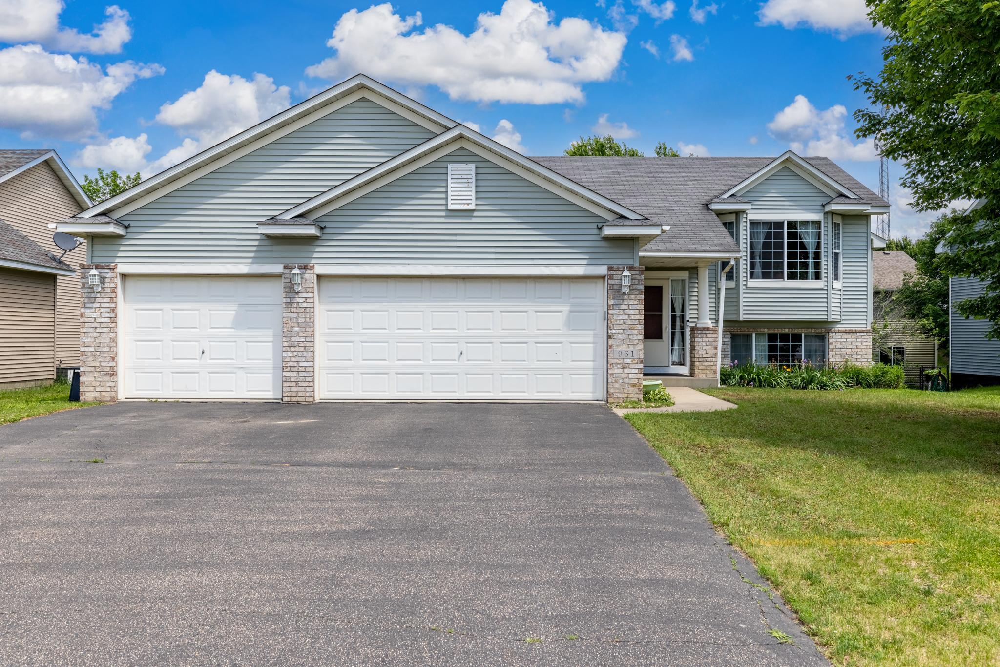 View of Residential at 961 Ivy Hills Road, Belle Plaine MN 56011, Belle Plaine (26 of 30) - Mike Wilen | Minnesota Team Real Estate