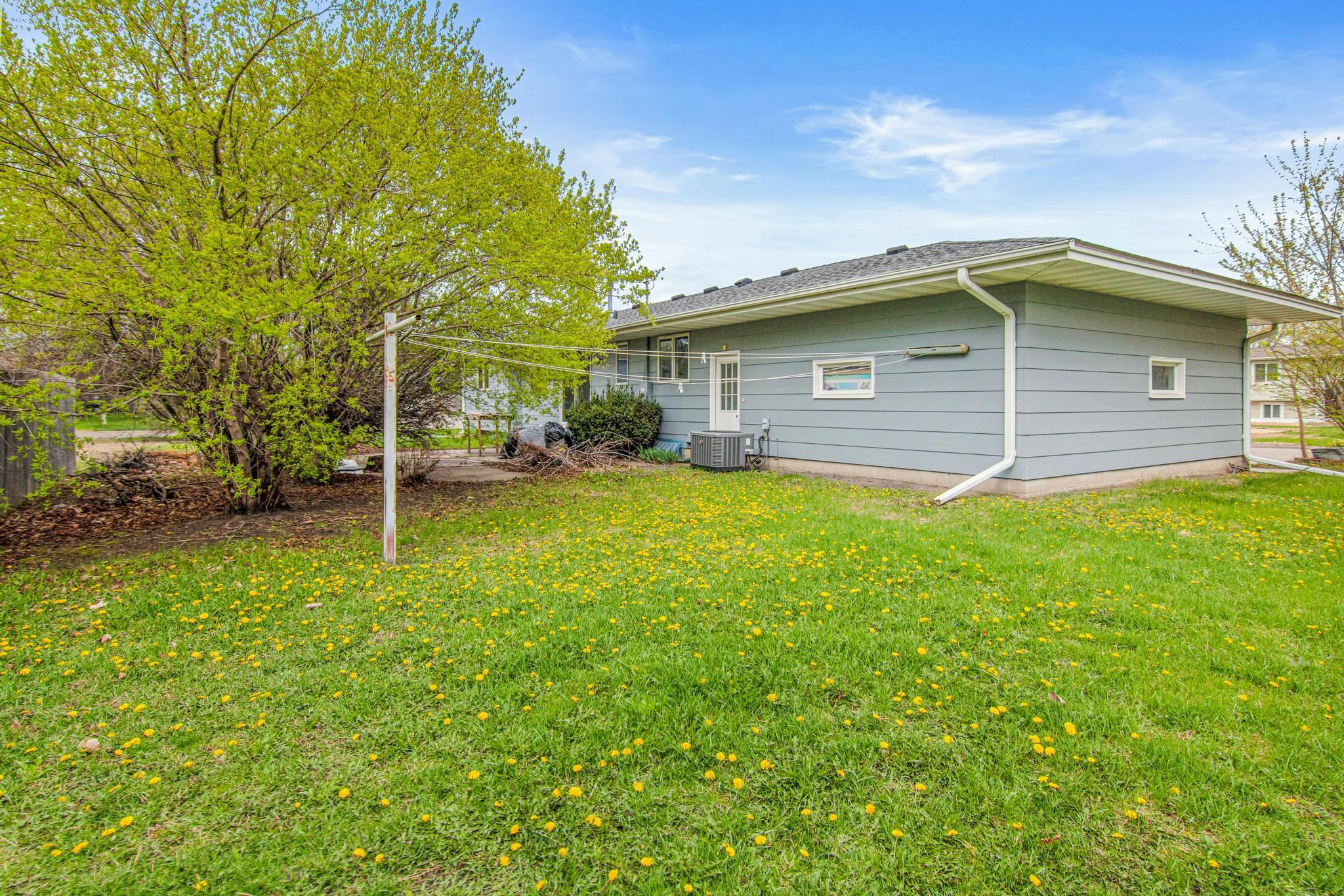 View of Residential at 8033 Georgia Avenue, Brooklyn Park MN 55445, Brooklyn Park (29 of 30) - Mike Wilen | Minnesota Team Real Estate