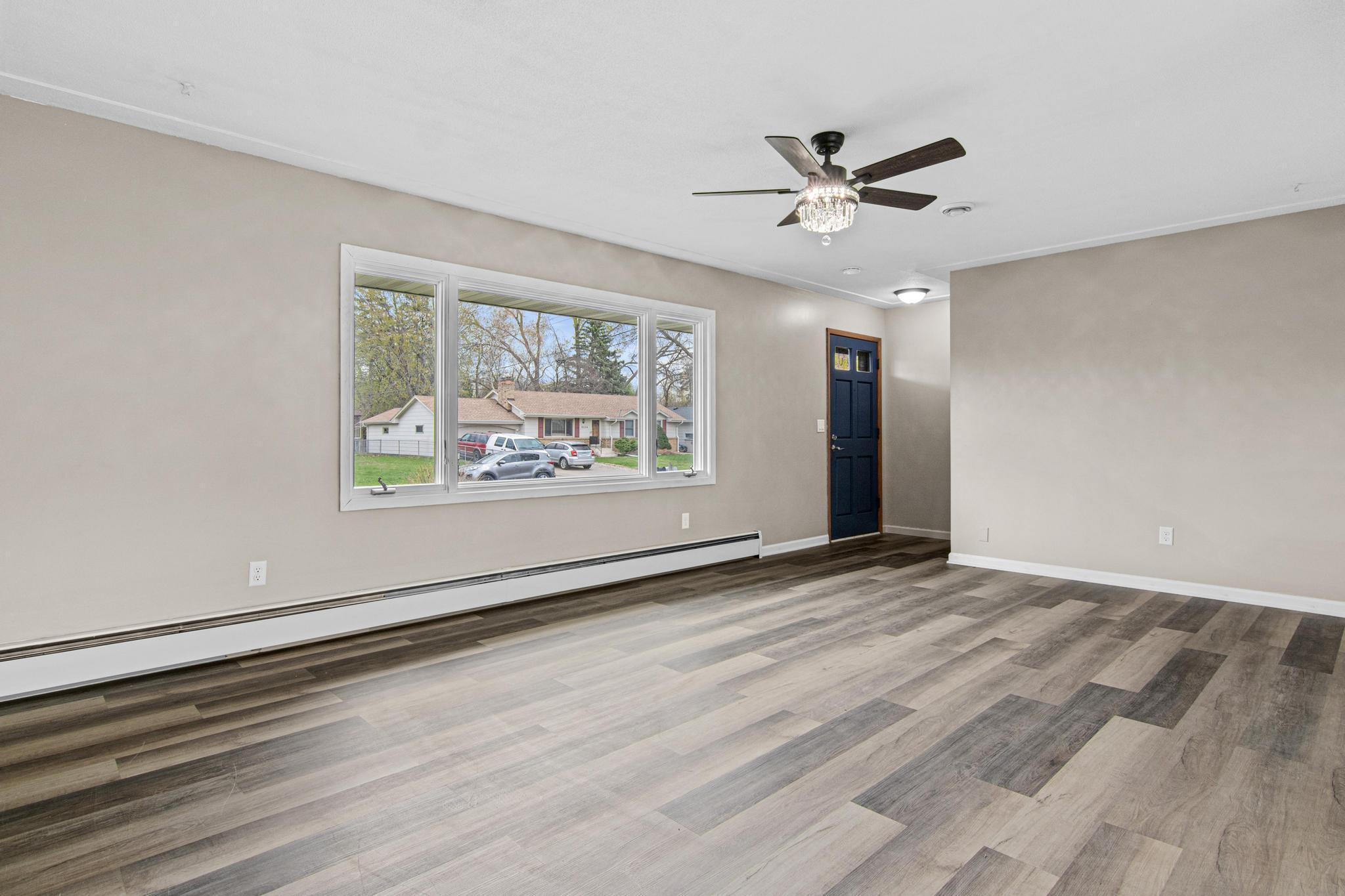 View of Residential at 8033 Georgia Avenue, Brooklyn Park MN 55445, Brooklyn Park (2 of 30) - Mike Wilen | Minnesota Team Real Estate