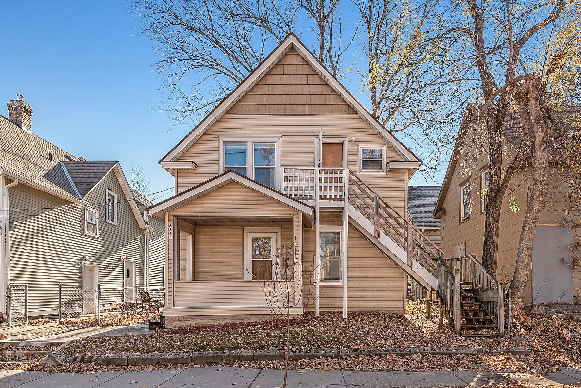 View of Residential Income at 2219 29th Avenue, Minneapolis MN 55411, Minneapolis - Mike Wilen | Minnesota Team Real Estate