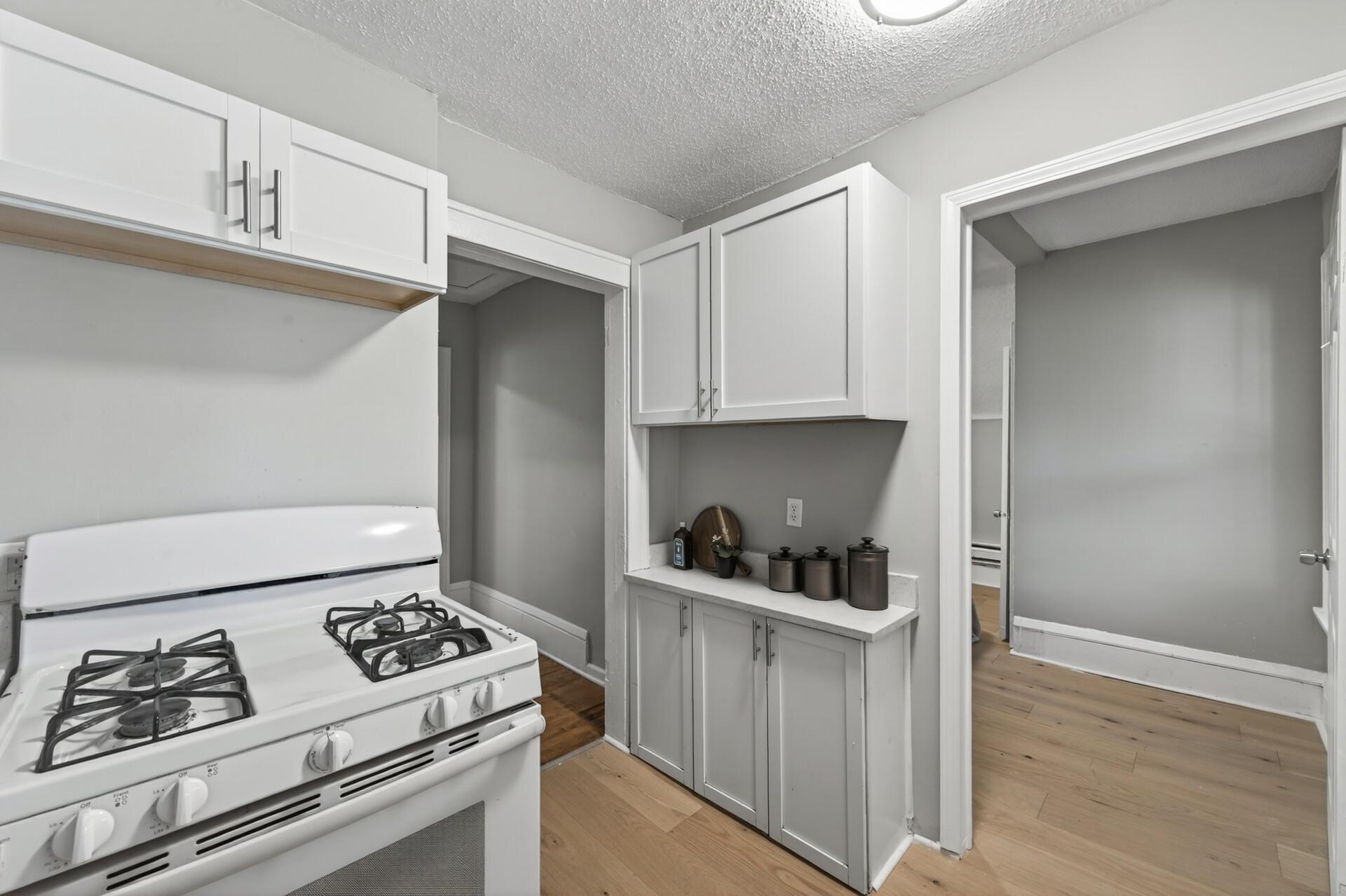 View of Residential Income at 2219 29th Avenue, Minneapolis MN 55411, Minneapolis (21 of 25) - Mike Wilen | Minnesota Team Real Estate