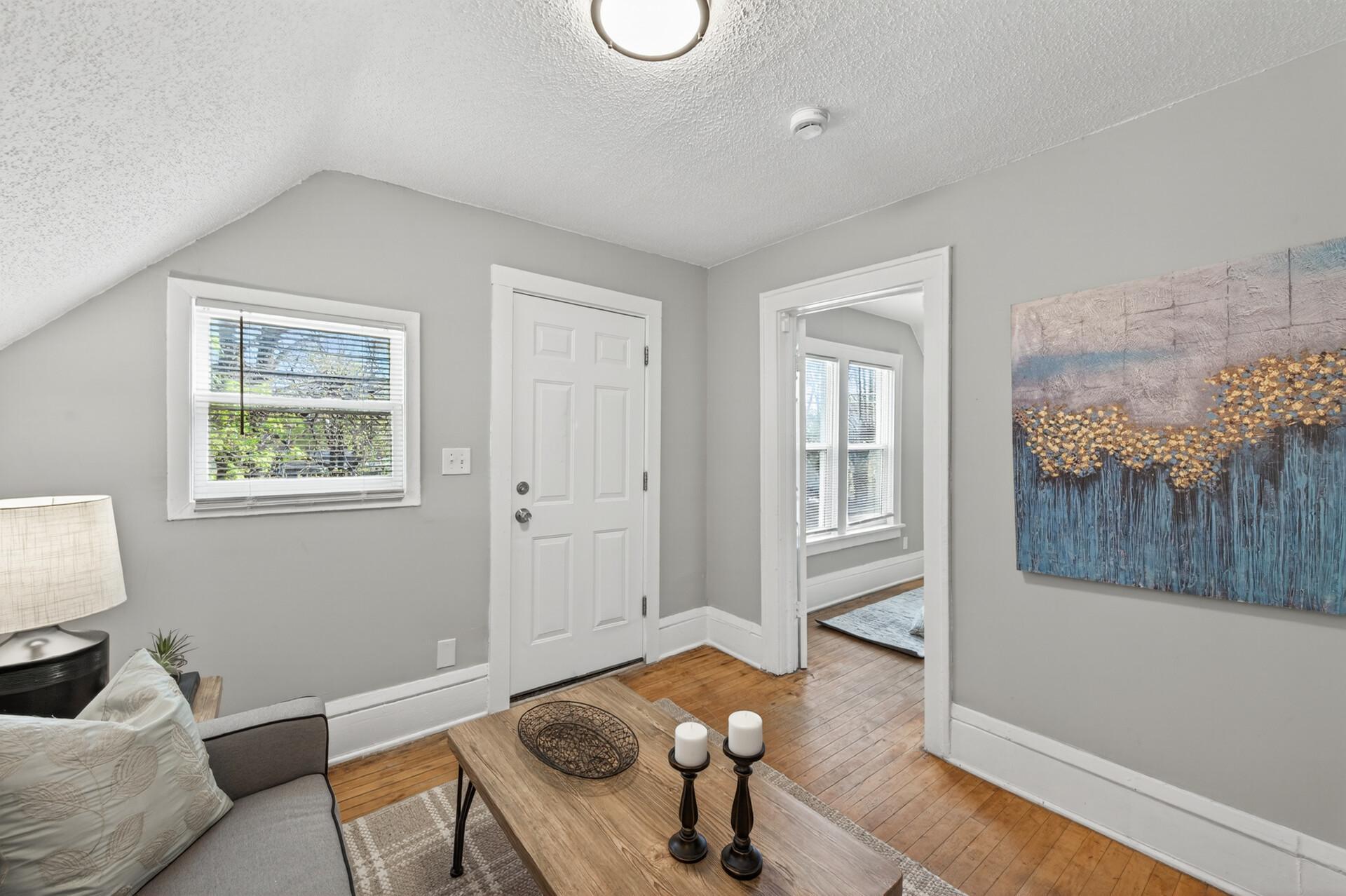 View of Residential Income at 2219 29th Avenue, Minneapolis MN 55411, Minneapolis (16 of 25) - Mike Wilen | Minnesota Team Real Estate