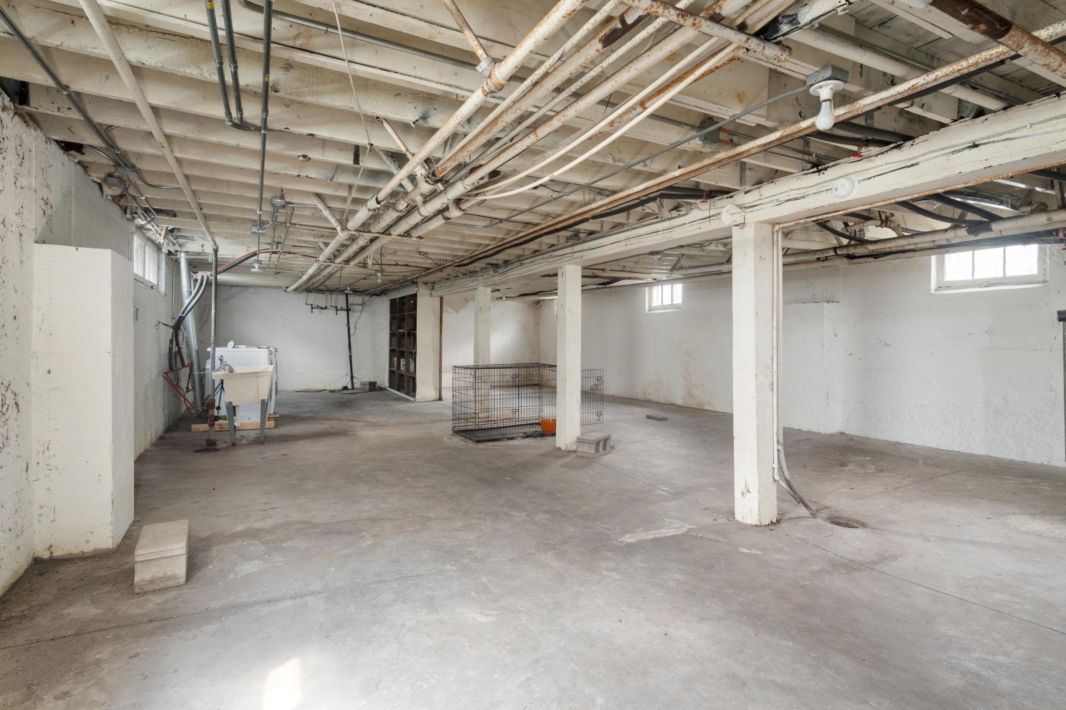 View of Residential Income at 918 Queen Avenue, Minneapolis MN 55411, Minneapolis (23 of 28) - Mike Wilen | Minnesota Team Real Estate