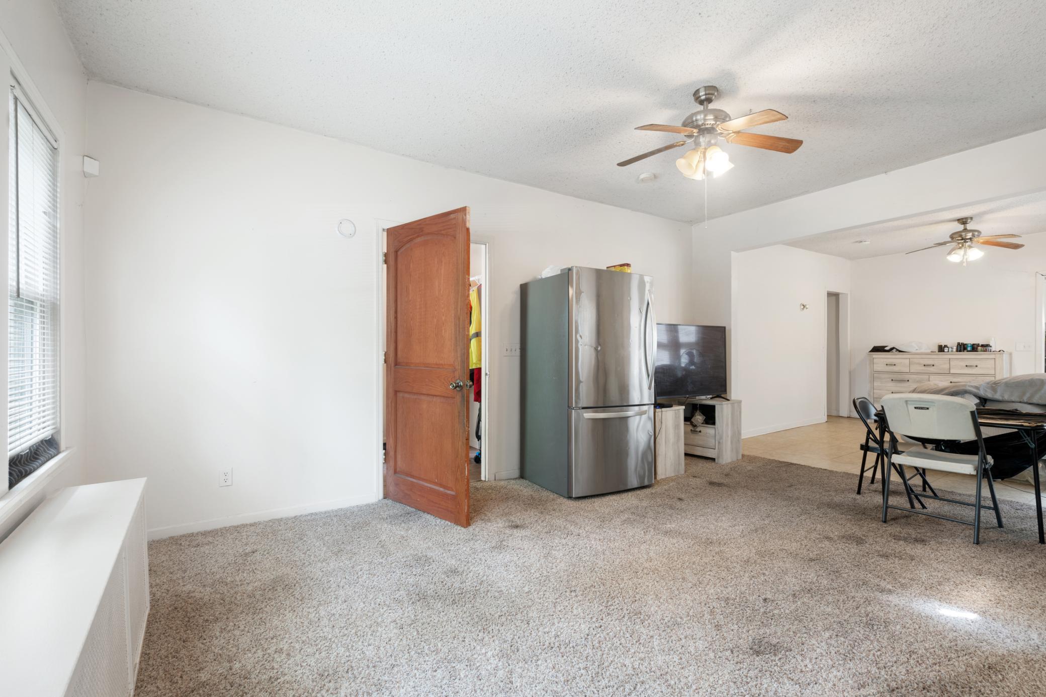 View of Residential Income at 918 Queen Avenue, Minneapolis MN 55411, Minneapolis (15 of 28) - Mike Wilen | Minnesota Team Real Estate
