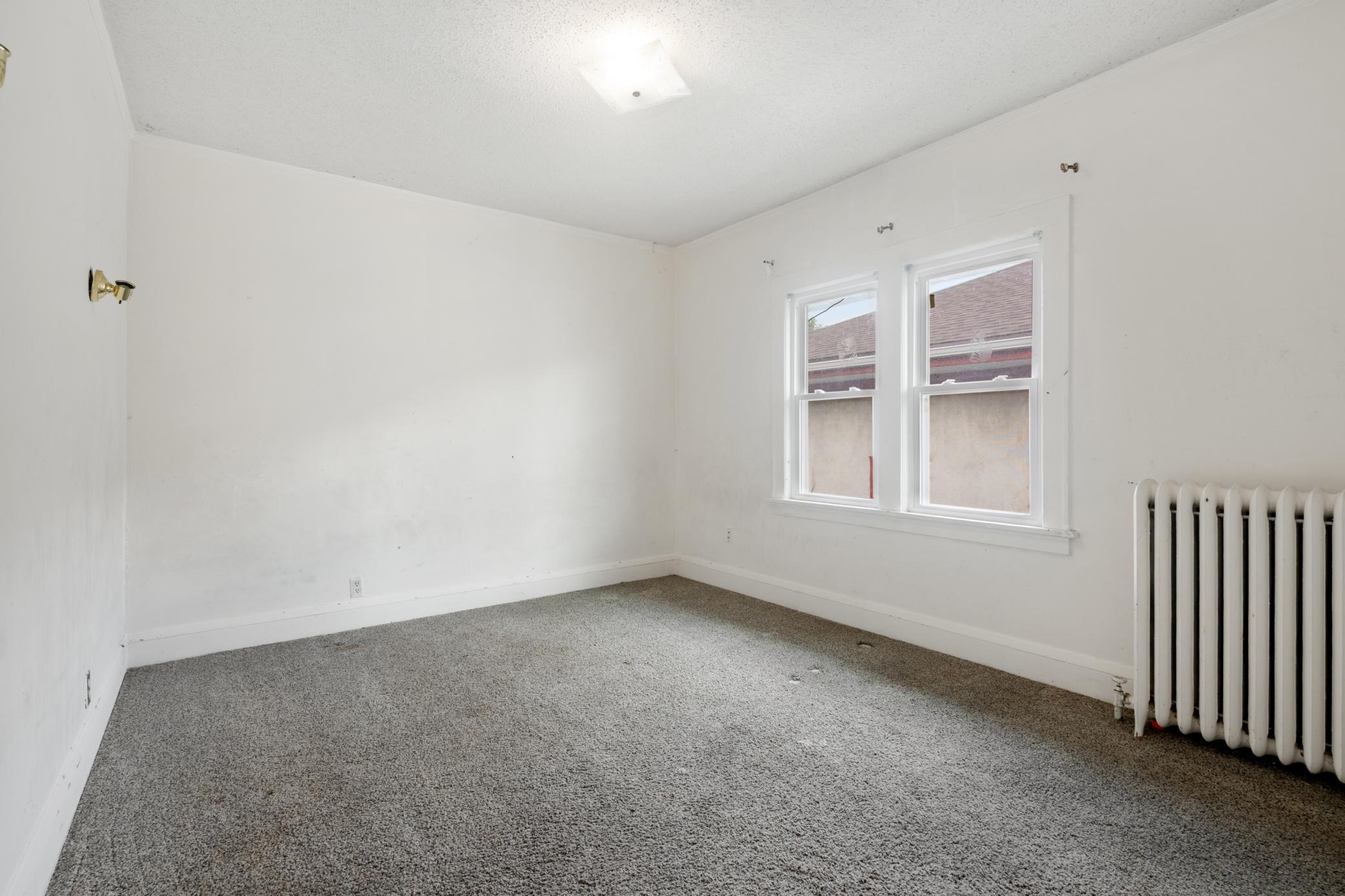 View of Residential Income at 918 Queen Avenue, Minneapolis MN 55411, Minneapolis (9 of 28) - Mike Wilen | Minnesota Team Real Estate