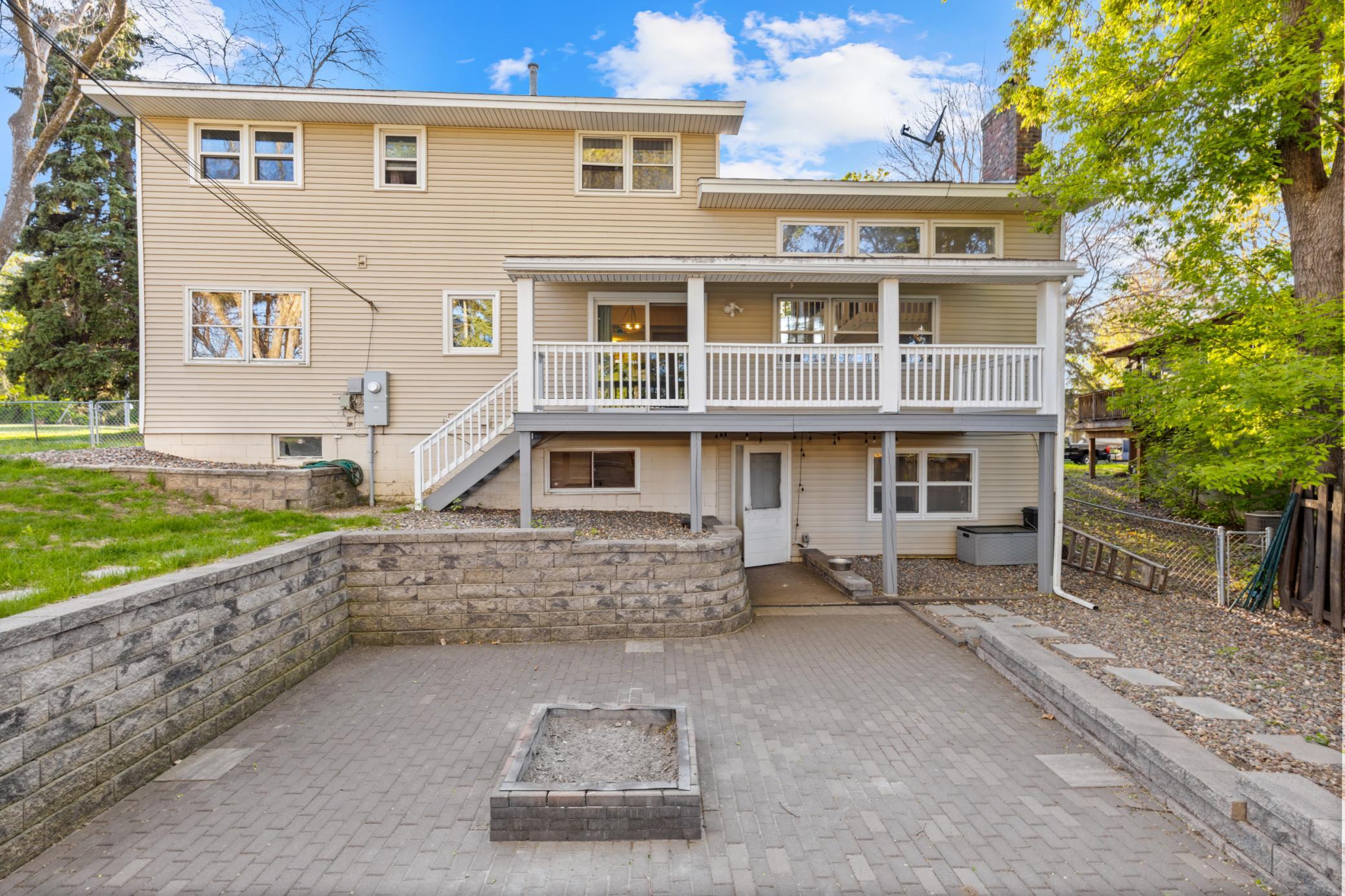 View of Residential at 2904 Silver Lake Court, Saint Anthony MN 55421, Saint Anthony (28 of 30) - Mike Wilen | Minnesota Team Real Estate
