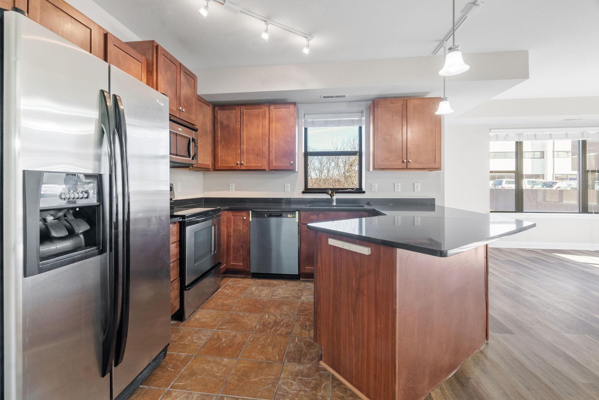 View of Residential at 1155 Ford Road #201, Saint Louis Park MN 55426, Saint Louis Park (6 of 33) - Mike Wilen | Minnesota Team Real Estate