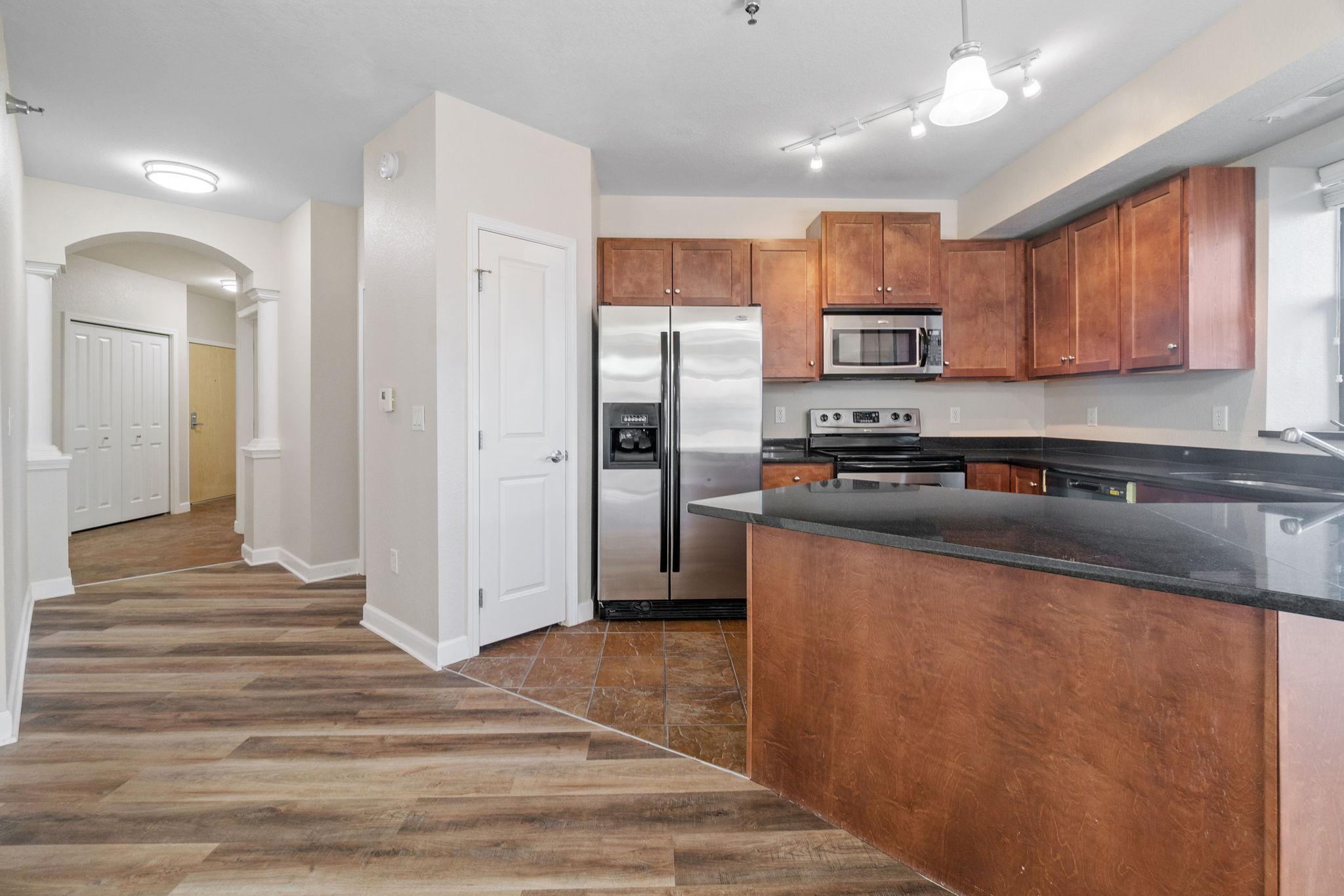 View of Residential at 1155 Ford Road #201, Saint Louis Park MN 55426, Saint Louis Park (8 of 33) - Mike Wilen | Minnesota Team Real Estate