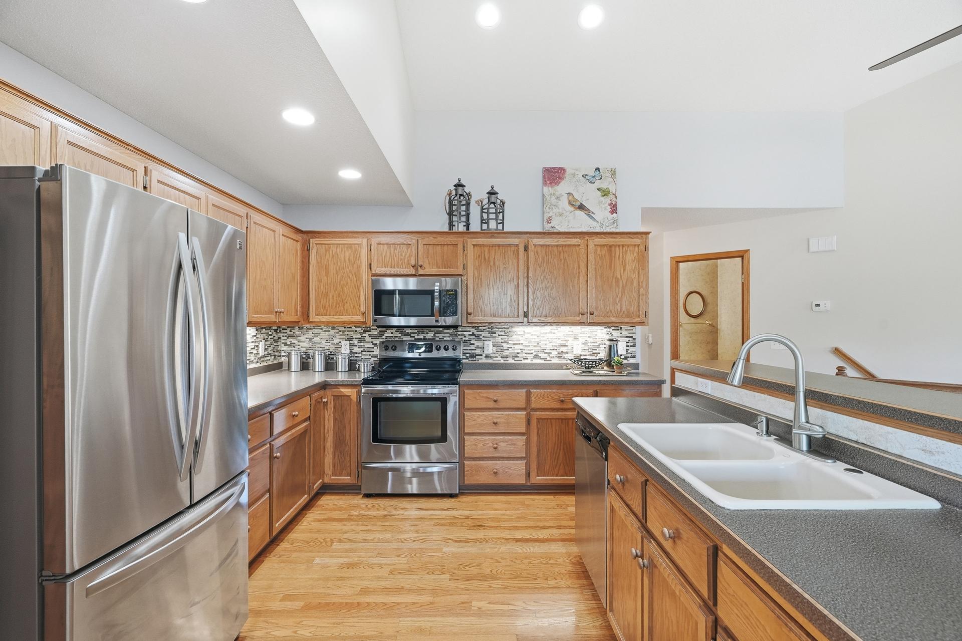 View of Residential at 8821 Stonebrooke Court, Woodbury MN 55125, Woodbury (29 of 58) - Mike Wilen | Minnesota Team Real Estate