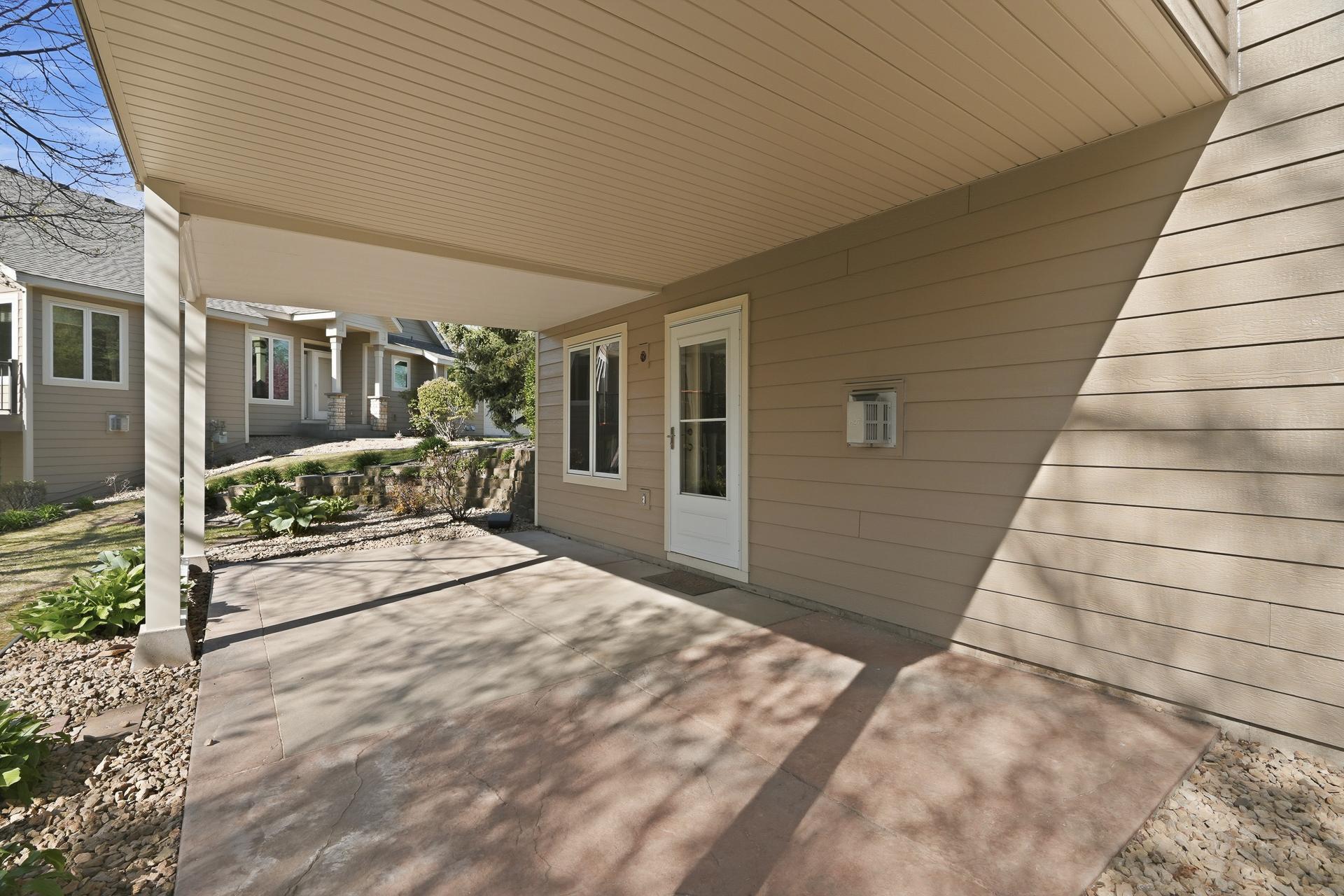 View of Residential at 8821 Stonebrooke Court, Woodbury MN 55125, Woodbury (11 of 58) - Mike Wilen | Minnesota Team Real Estate