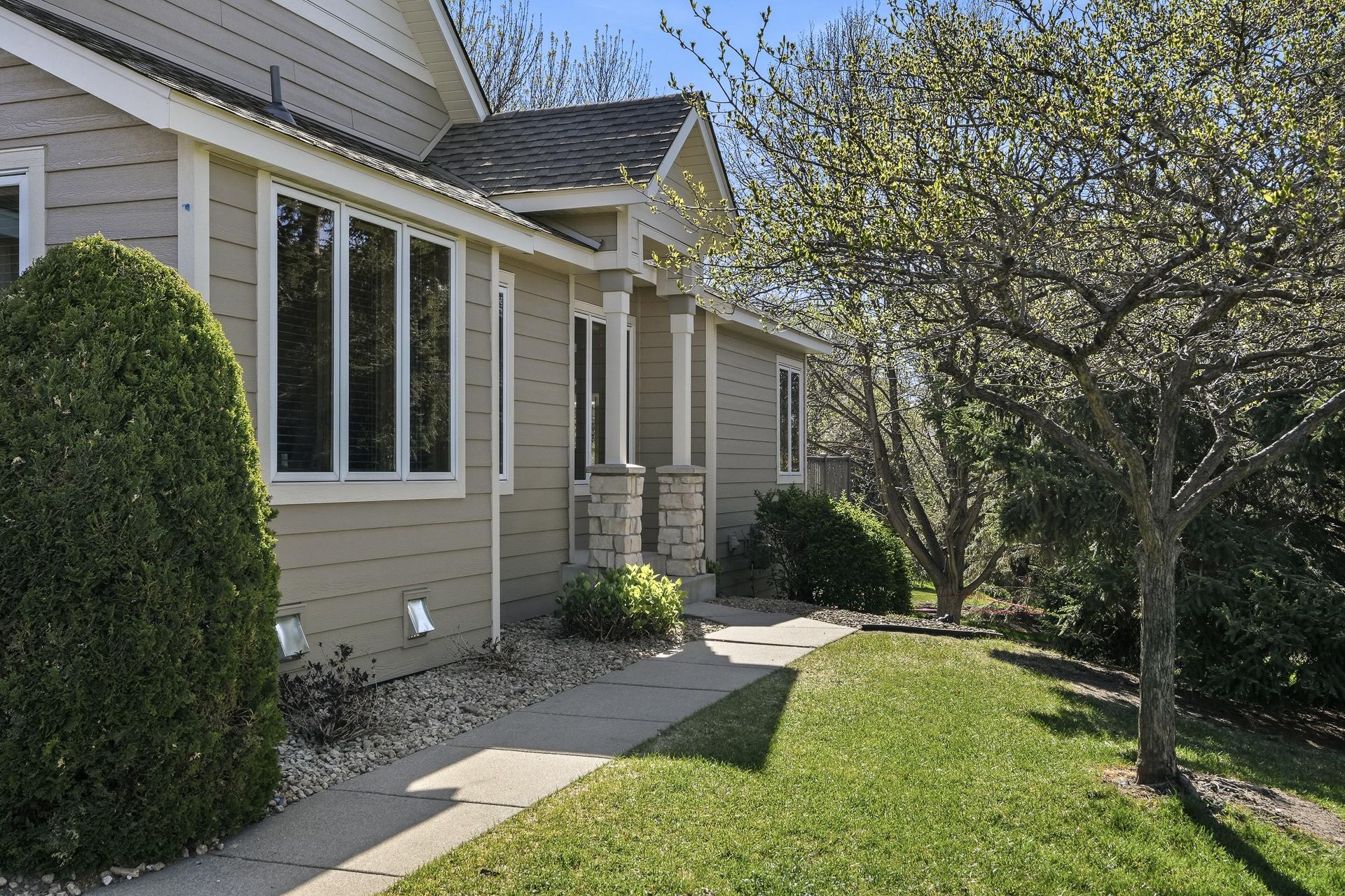 View of Residential at 8821 Stonebrooke Court, Woodbury MN 55125, Woodbury (4 of 58) - Mike Wilen | Minnesota Team Real Estate