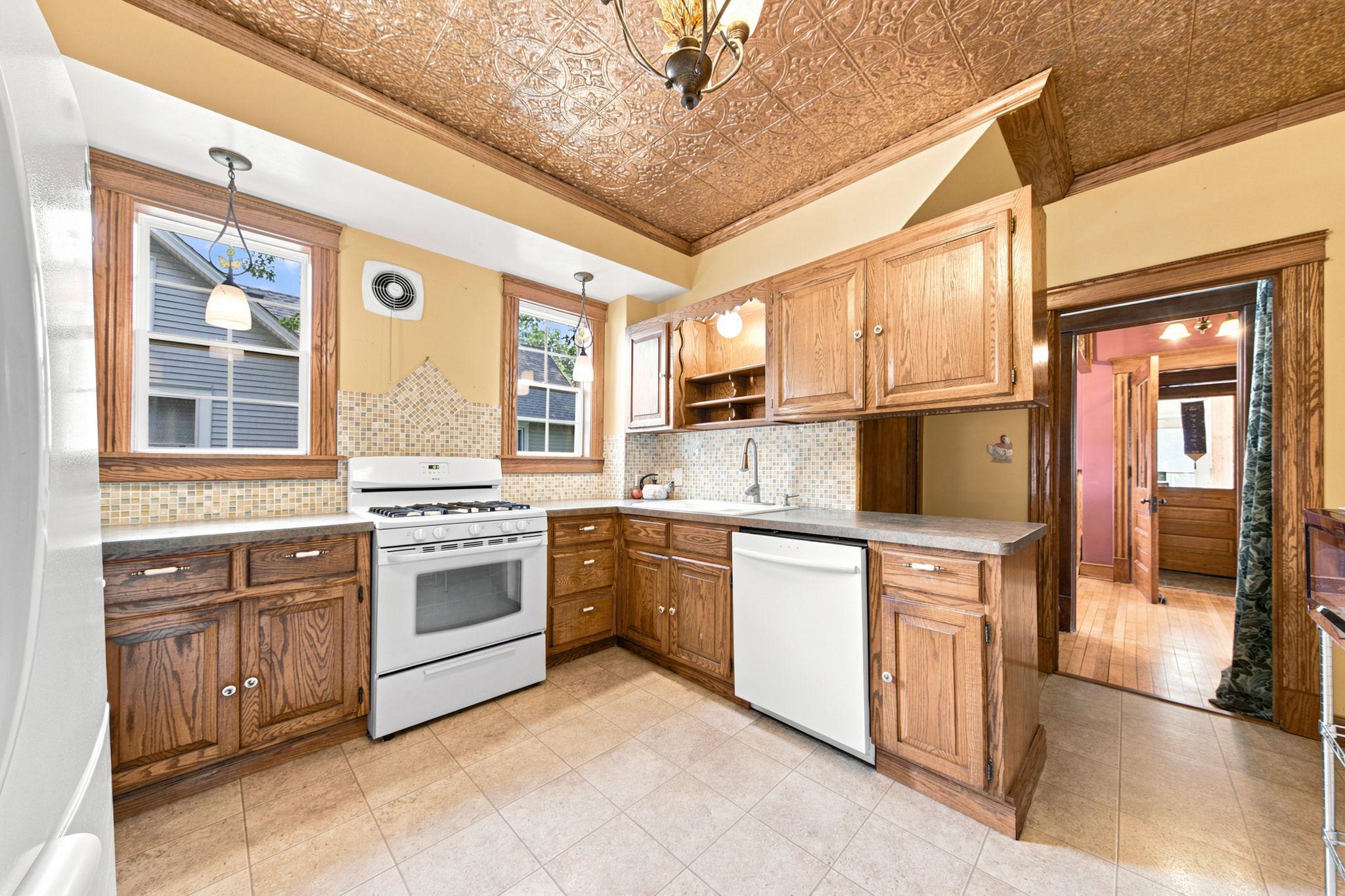 View of Residential at 5136 43rd Avenue, Minneapolis MN 55417, Minneapolis (12 of 33) - Mike Wilen | Minnesota Team Real Estate