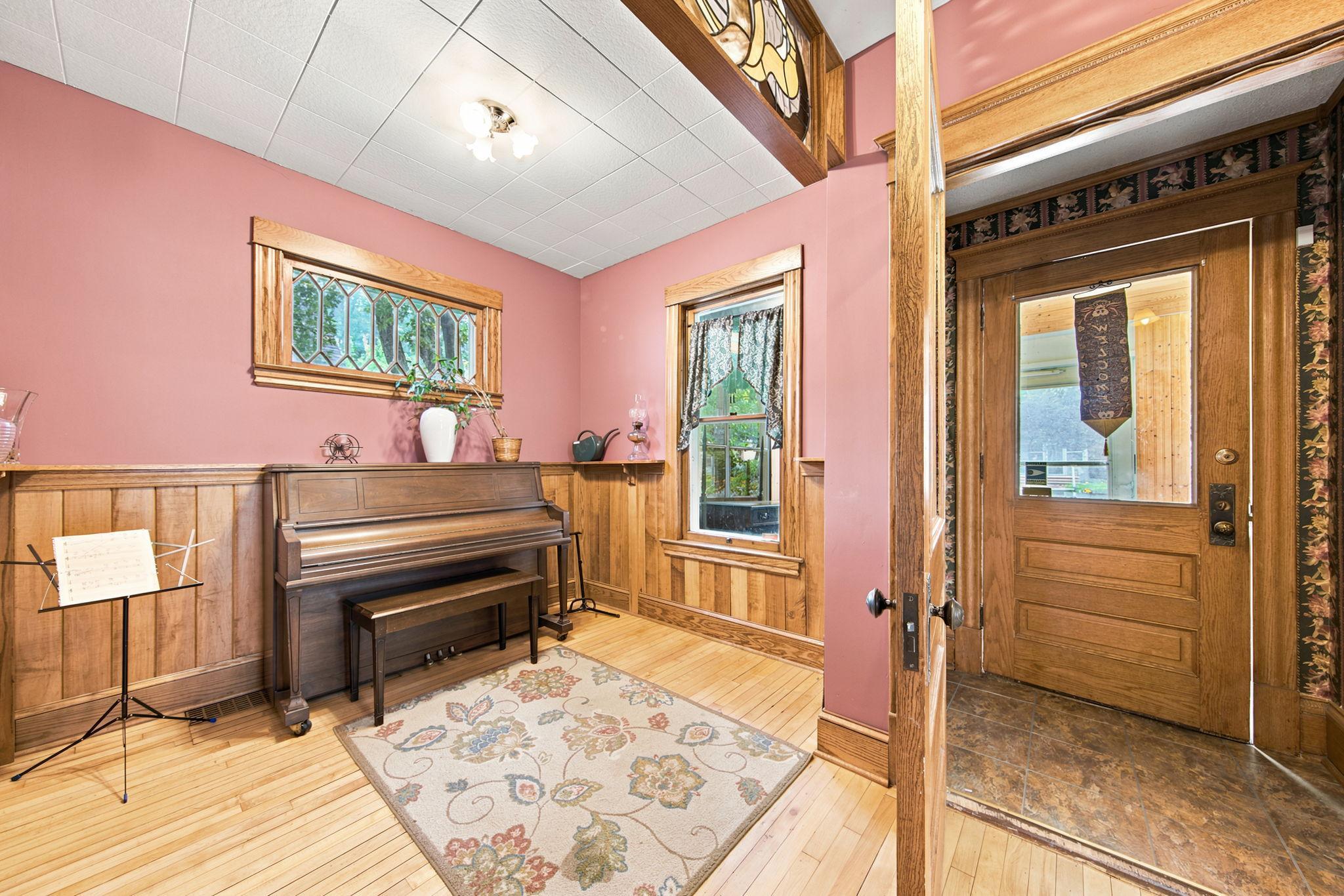 View of Residential at 5136 43rd Avenue, Minneapolis MN 55417, Minneapolis (10 of 33) - Mike Wilen | Minnesota Team Real Estate