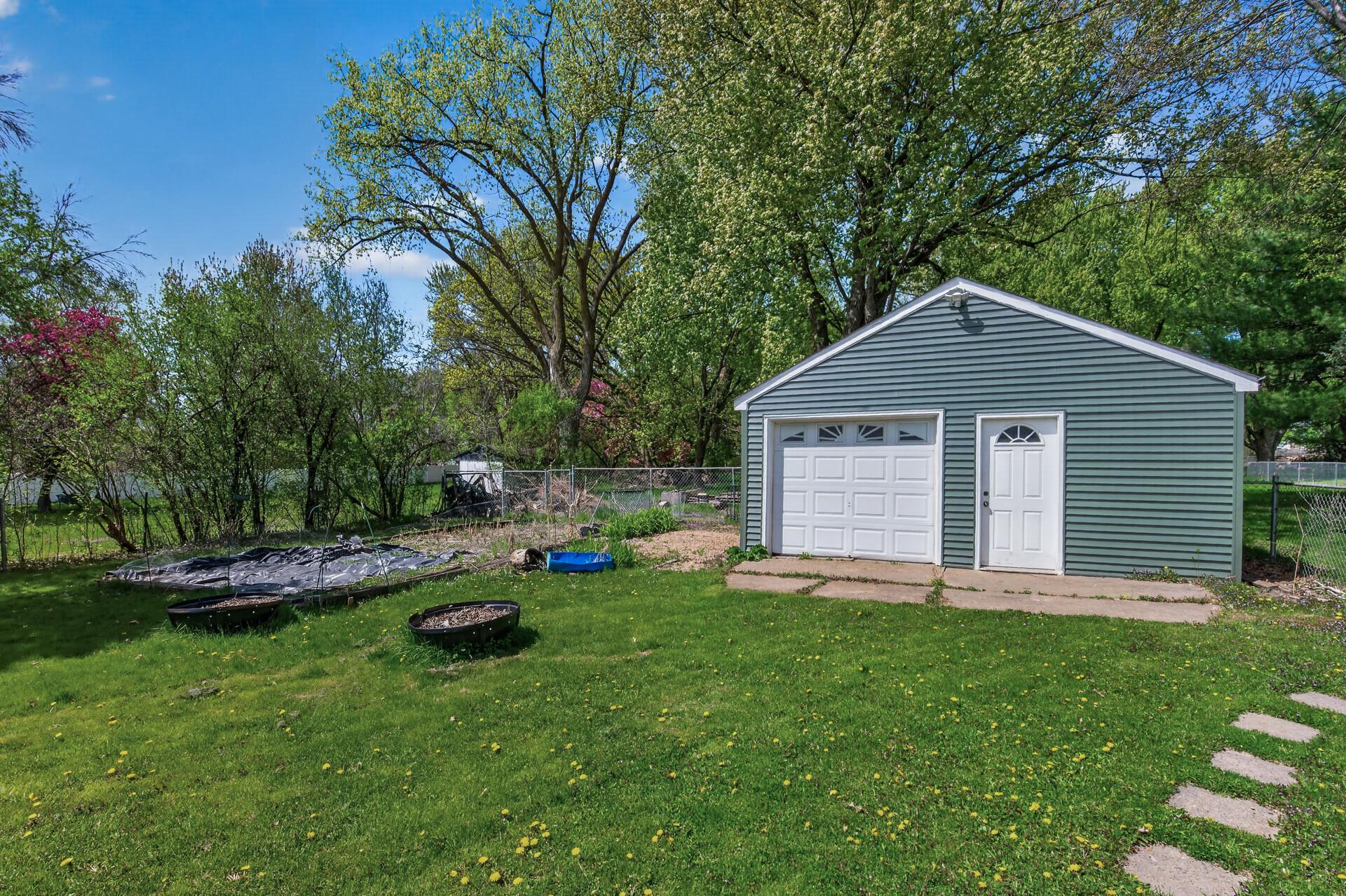 View of Residential at 1612 Goodview Avenue, Oakdale MN 55128, Oakdale (28 of 30) - Mike Wilen | Minnesota Team Real Estate