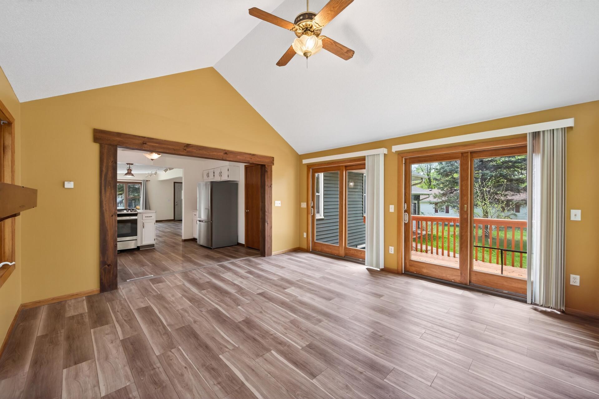 View of Residential at 1612 Goodview Avenue, Oakdale MN 55128, Oakdale (14 of 30) - Mike Wilen | Minnesota Team Real Estate