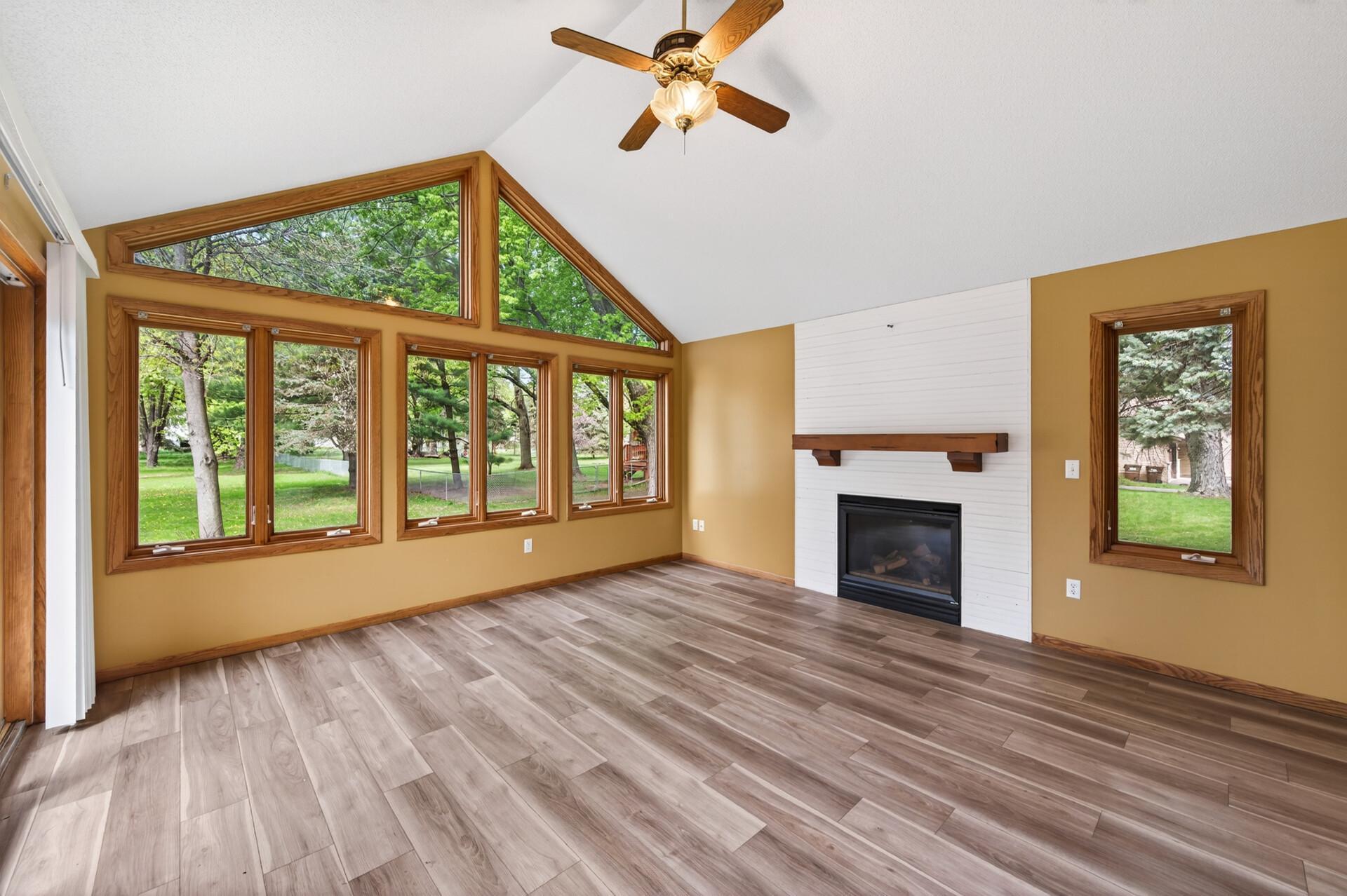 View of Residential at 1612 Goodview Avenue, Oakdale MN 55128, Oakdale (13 of 30) - Mike Wilen | Minnesota Team Real Estate