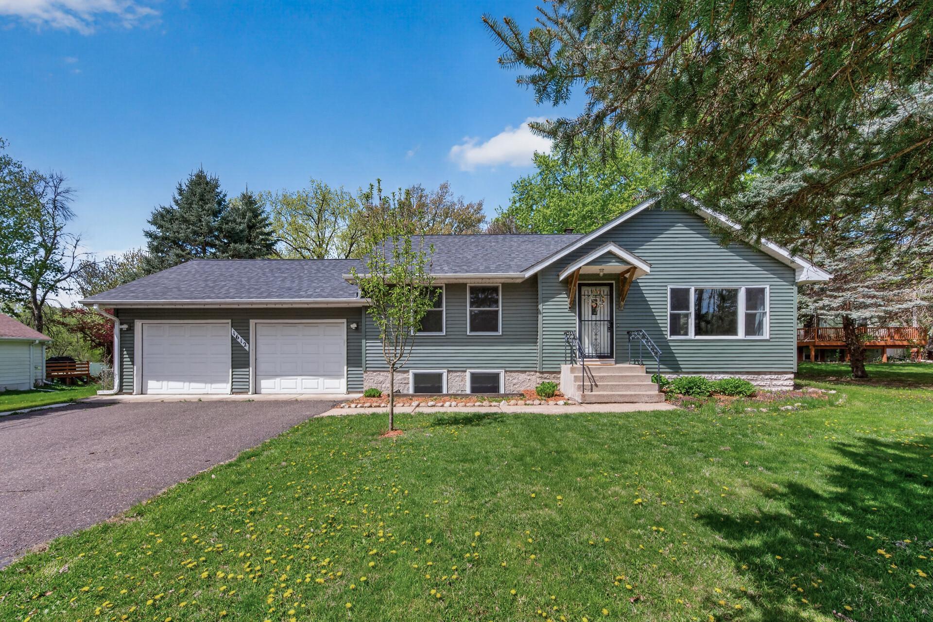 View of Residential at 1612 Goodview Avenue, Oakdale MN 55128, Oakdale (3 of 30) - Mike Wilen | Minnesota Team Real Estate