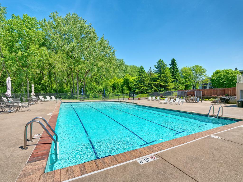 View of Residential at 2455 Londin Lane #322, Maplewood MN 55119, Maplewood (16 of 23) - Mike Wilen | Minnesota Team Real Estate