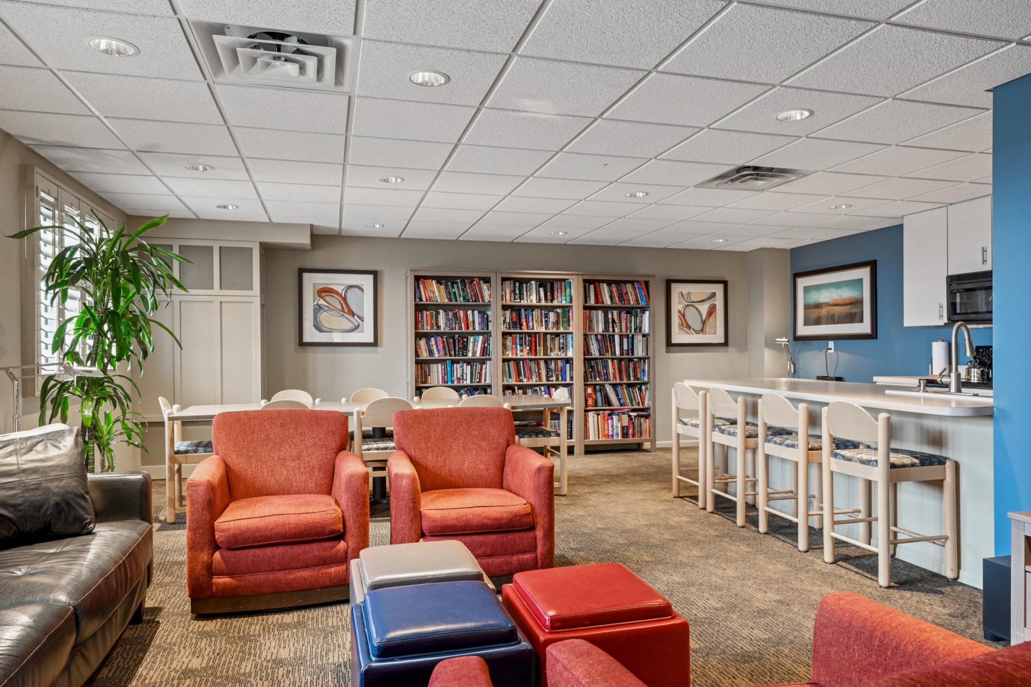 View of Residential at 400 Groveland Avenue #1514, Minneapolis MN 55403, Minneapolis (29 of 46) - Mike Wilen | Minnesota Team Real Estate