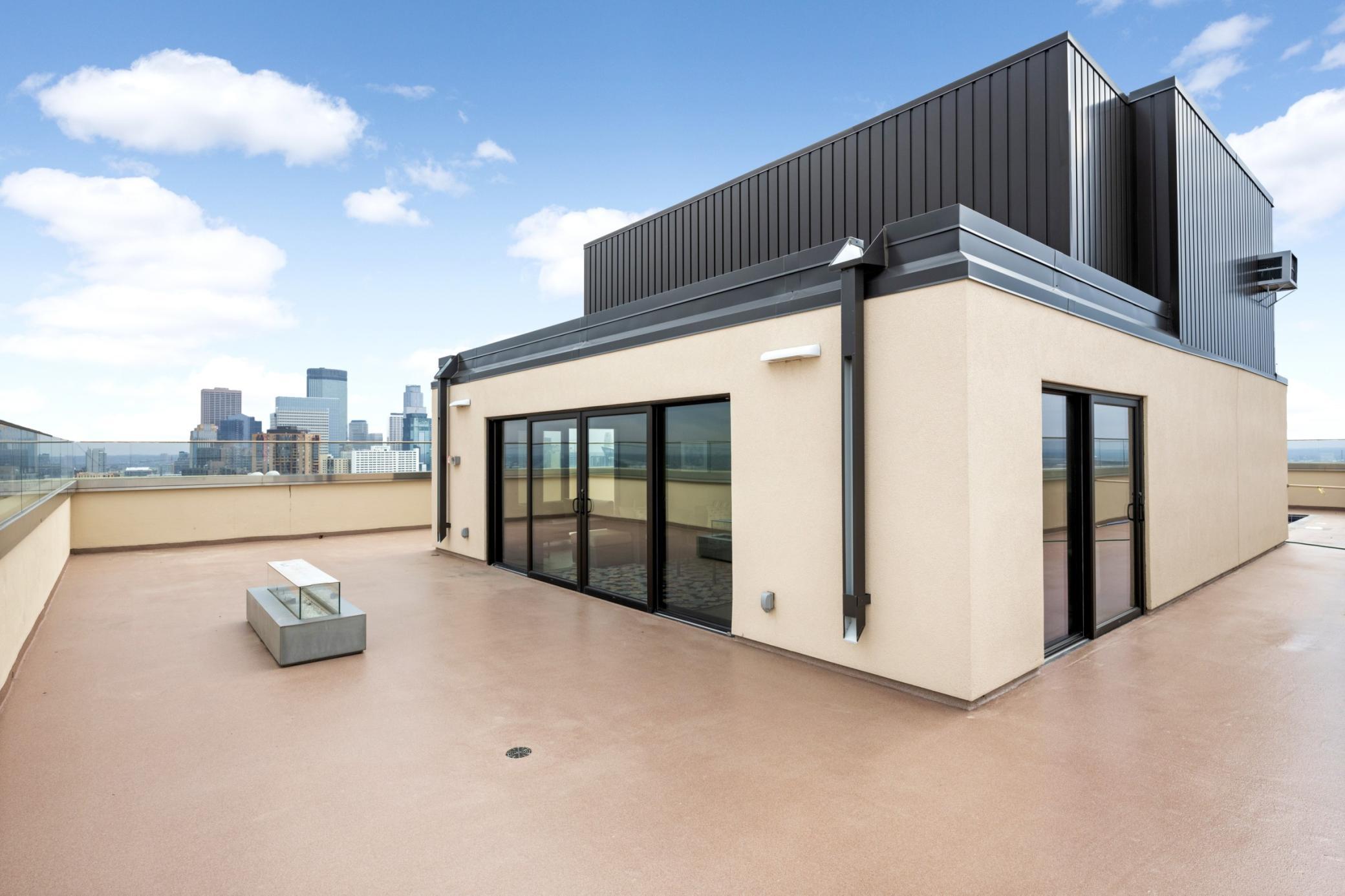 View of Residential at 400 Groveland Avenue #1514, Minneapolis MN 55403, Minneapolis (22 of 46) - Mike Wilen | Minnesota Team Real Estate