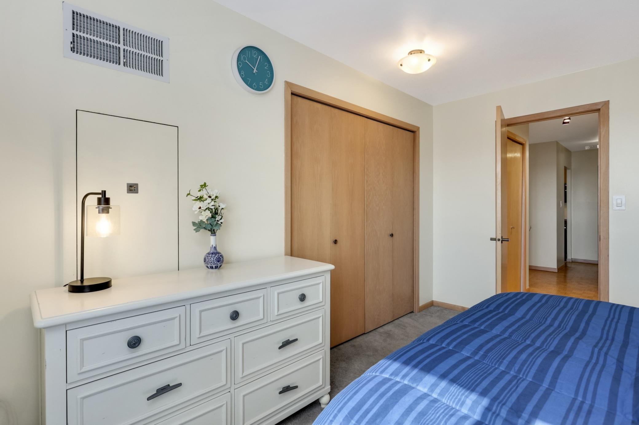 View of Residential at 400 Groveland Avenue #1514, Minneapolis MN 55403, Minneapolis (16 of 46) - Mike Wilen | Minnesota Team Real Estate