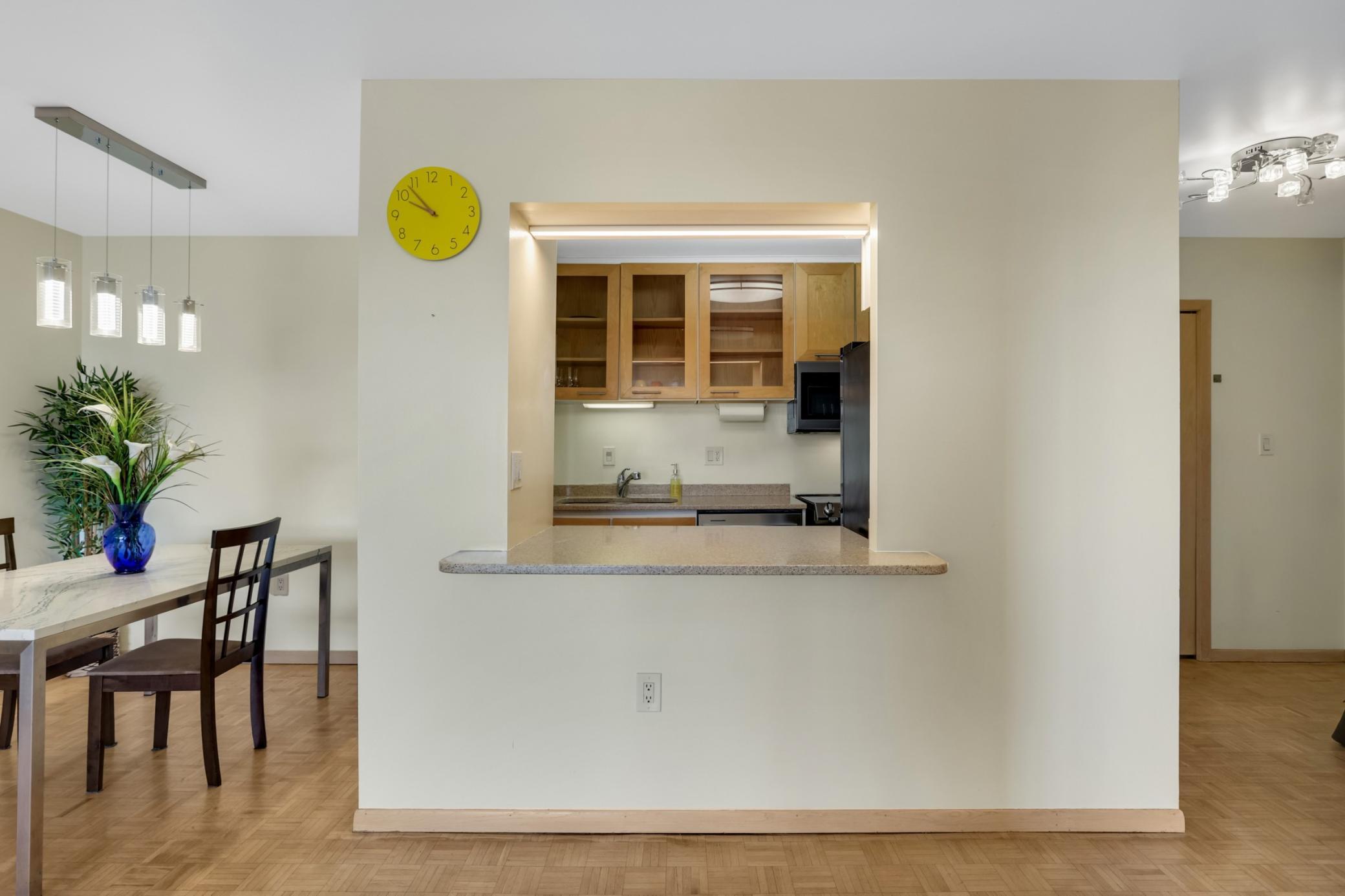 View of Residential at 400 Groveland Avenue #1514, Minneapolis MN 55403, Minneapolis (11 of 46) - Mike Wilen | Minnesota Team Real Estate