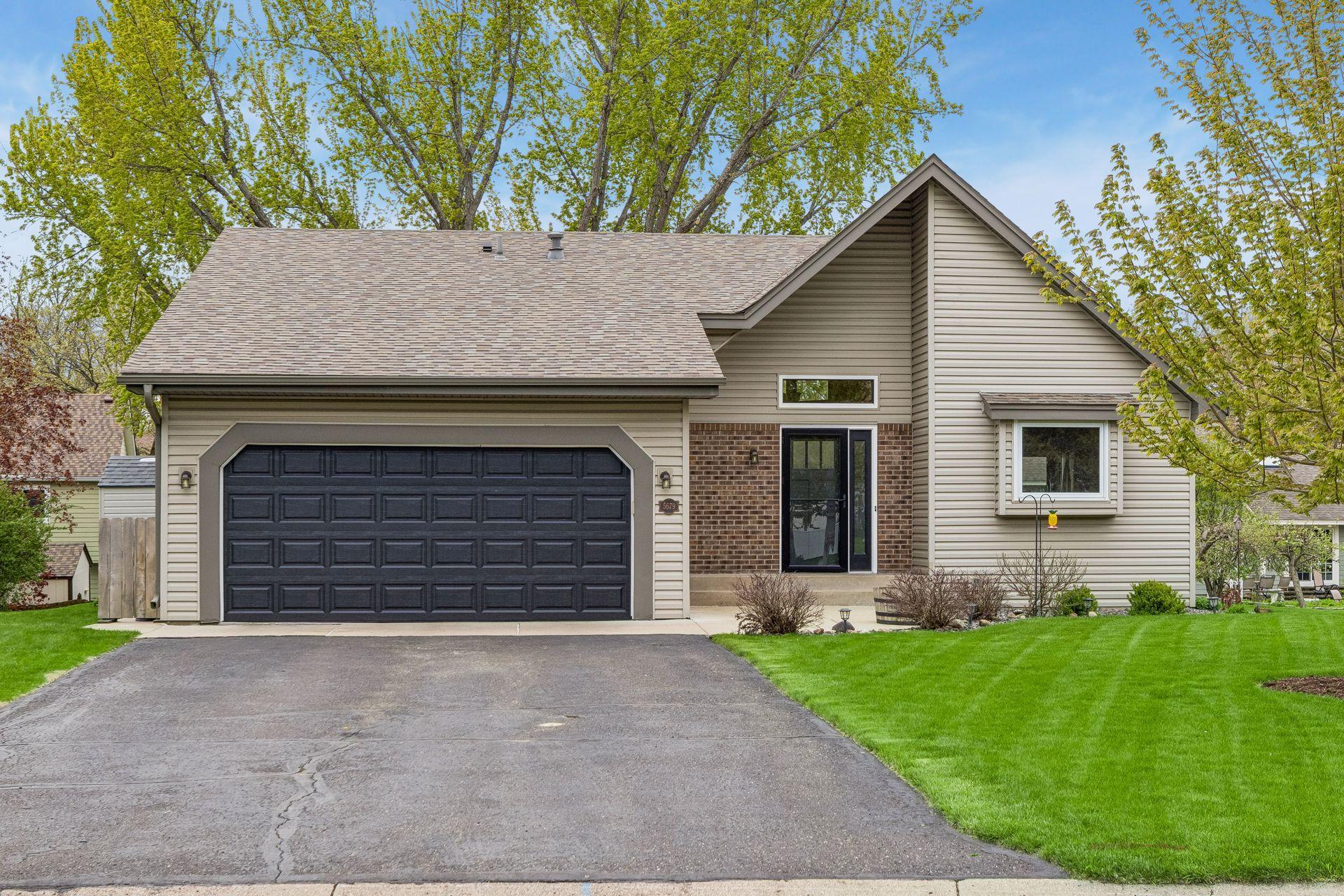 View of Residential at 5679 Erik Lane, Shoreview MN 55126, Shoreview - Mike Wilen | Minnesota Team Real Estate