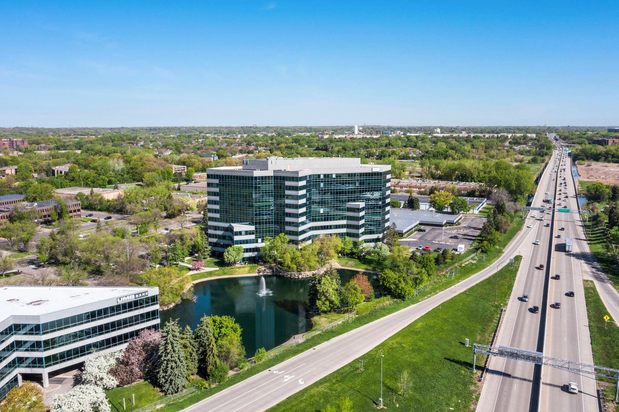 View of Residential at 5601 Smetana Drive #618, Minnetonka MN 55343, Minnetonka (28 of 34) - Mike Wilen | Minnesota Team Real Estate