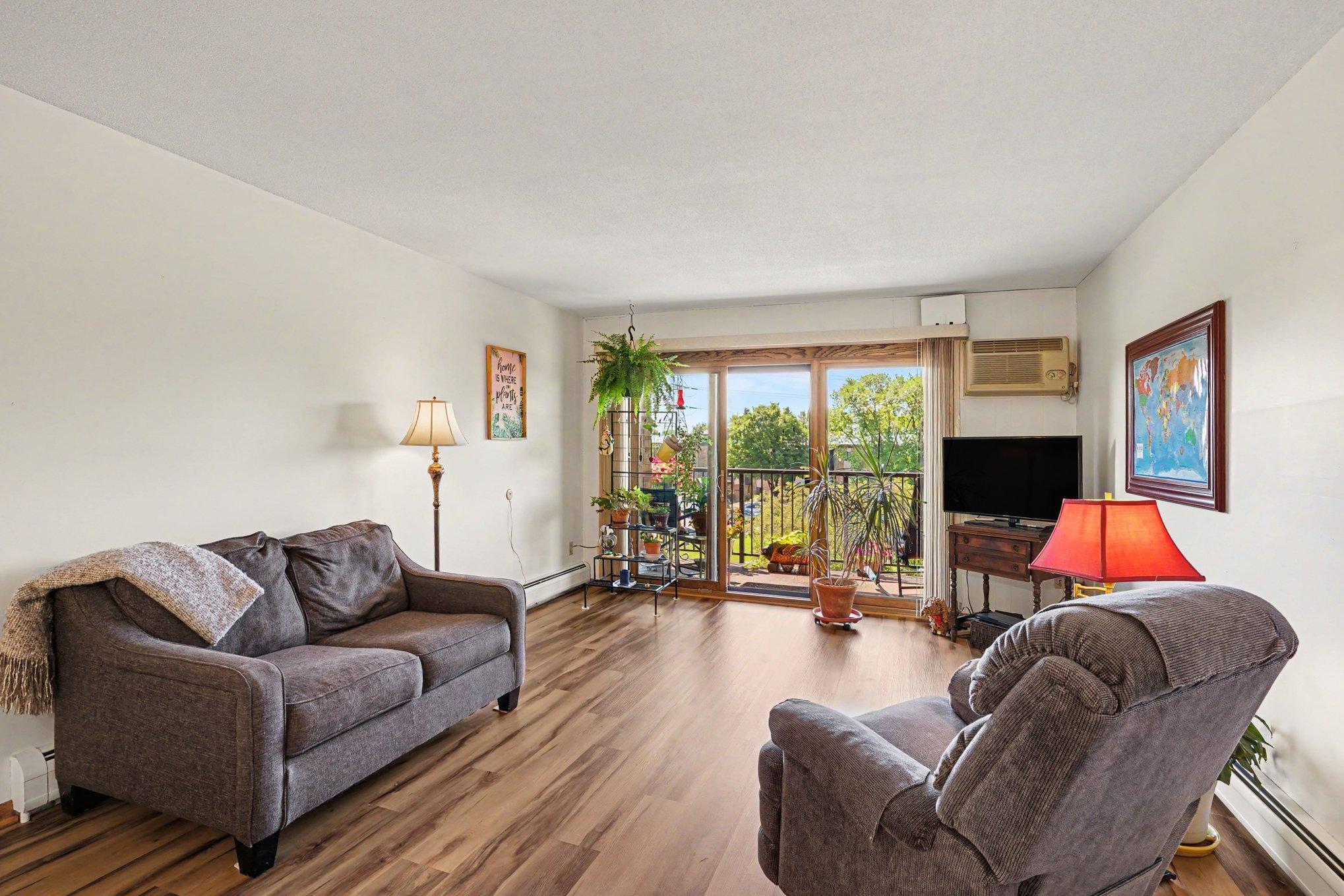 View of Residential at 2700 Oxford Street #154, Roseville MN 55113, Roseville (11 of 25) - Mike Wilen | Minnesota Team Real Estate