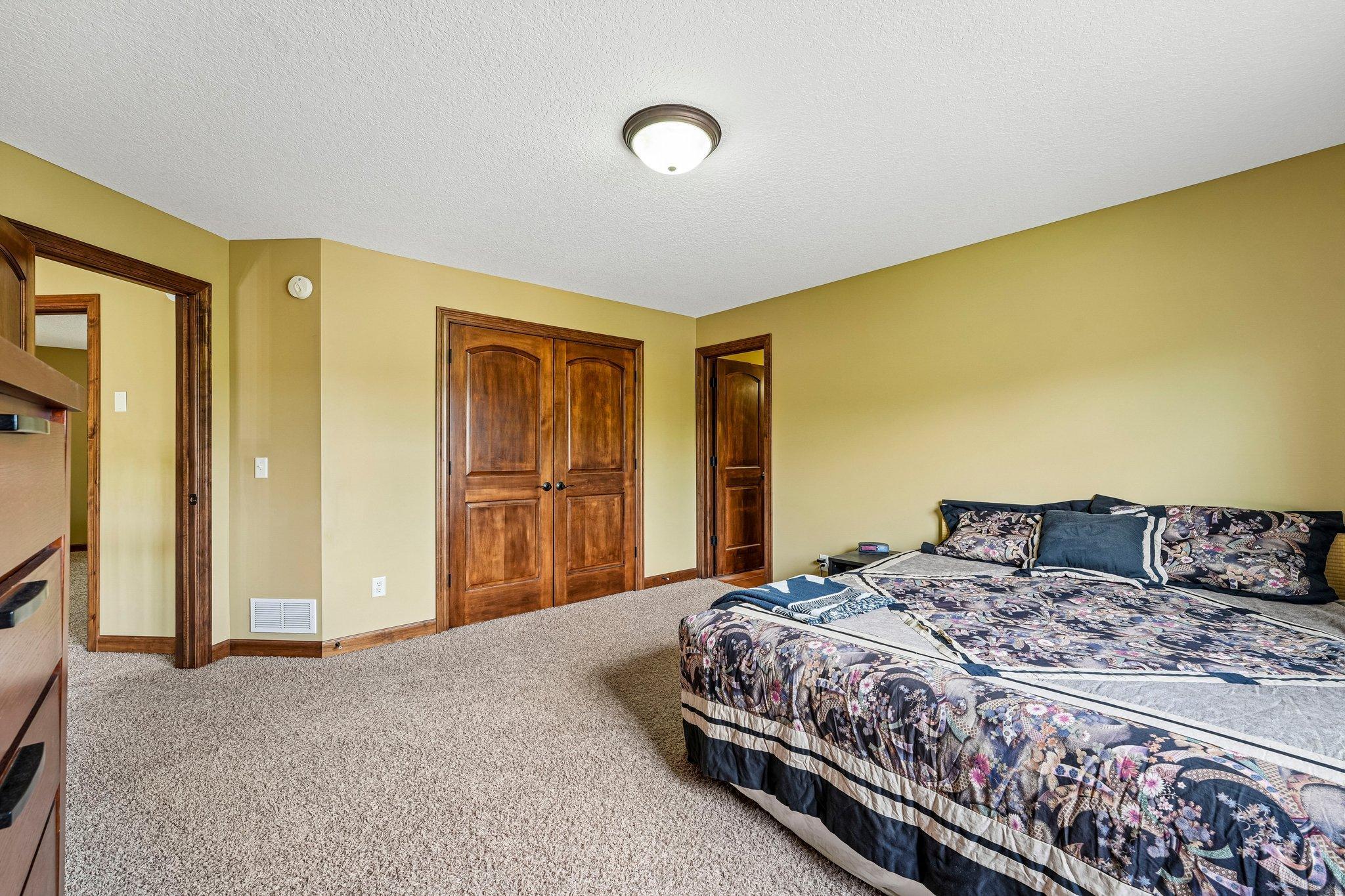 View of Residential at 18658 Ponderosa Court, Eden Prairie MN 55347, Eden Prairie (31 of 67) - Mike Wilen | Minnesota Team Real Estate