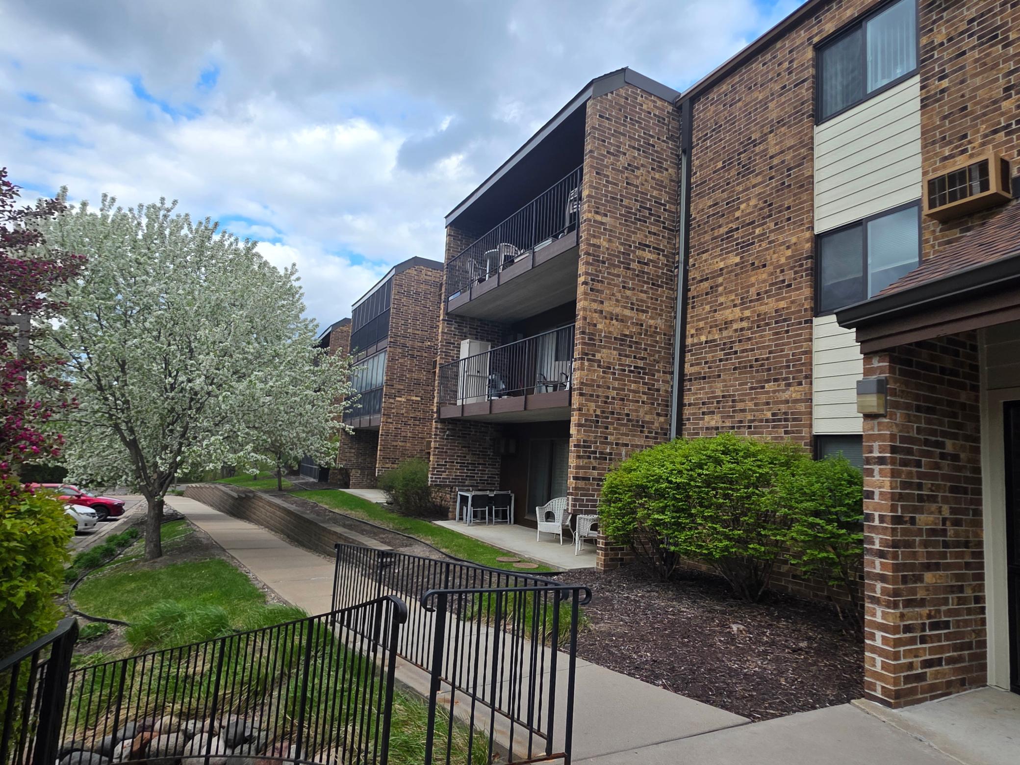 View of Residential at 35 Nathan Lane #325, Plymouth MN 55441, Plymouth - Mike Wilen | Minnesota Team Real Estate