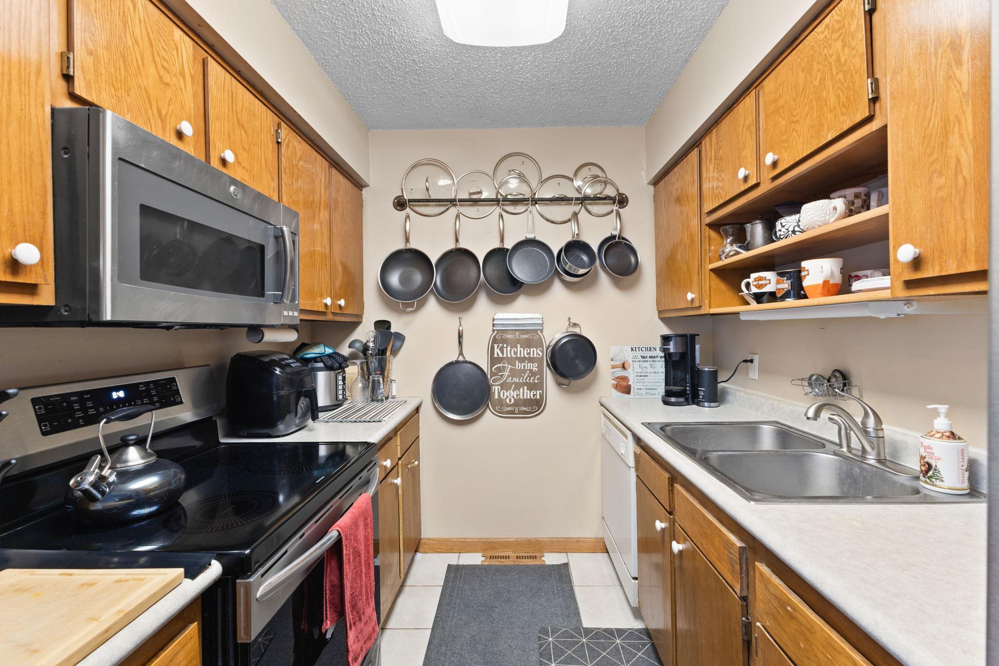 View of Residential at 5408 Egan Drive, Savage MN 55378, Savage (11 of 34) - Mike Wilen | Minnesota Team Real Estate