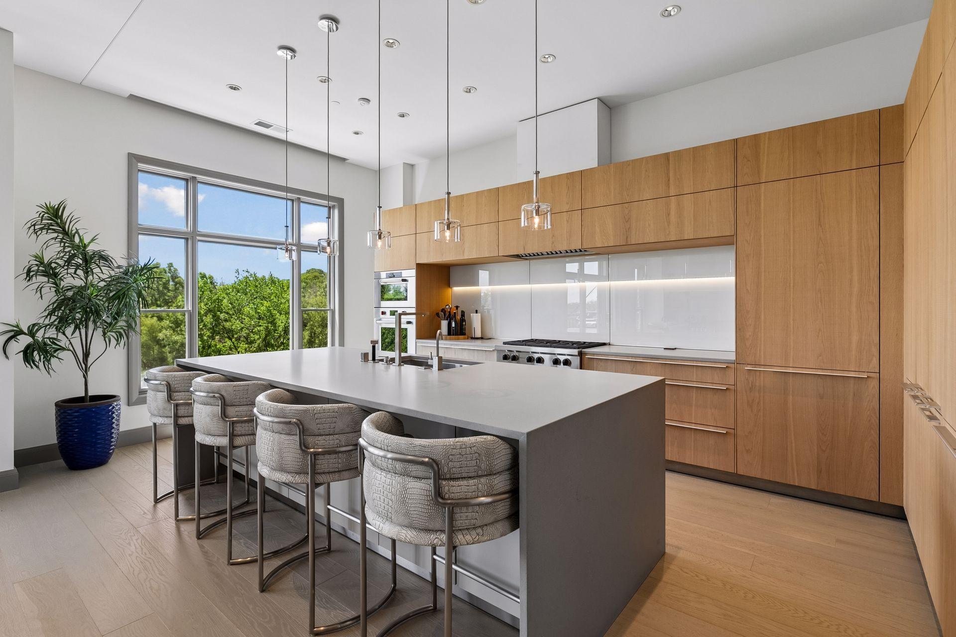 View of Residential at 935 Lake Street #403, Wayzata MN 55391, Wayzata (5 of 39) - Mike Wilen | Minnesota Team Real Estate
