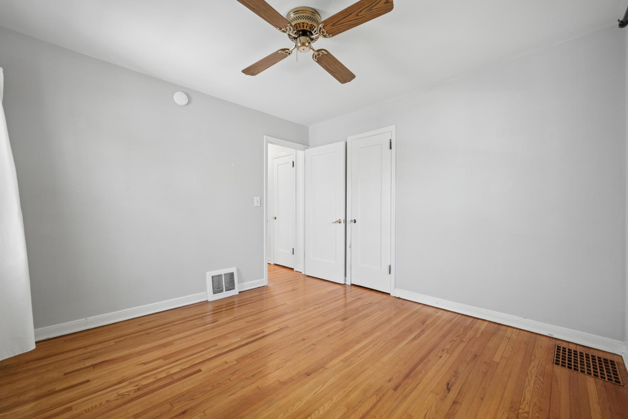 View of Residential at 3109 Oregon Avenue, Saint Louis Park MN 55426, Saint Louis Park (17 of 37) - Mike Wilen | Minnesota Team Real Estate