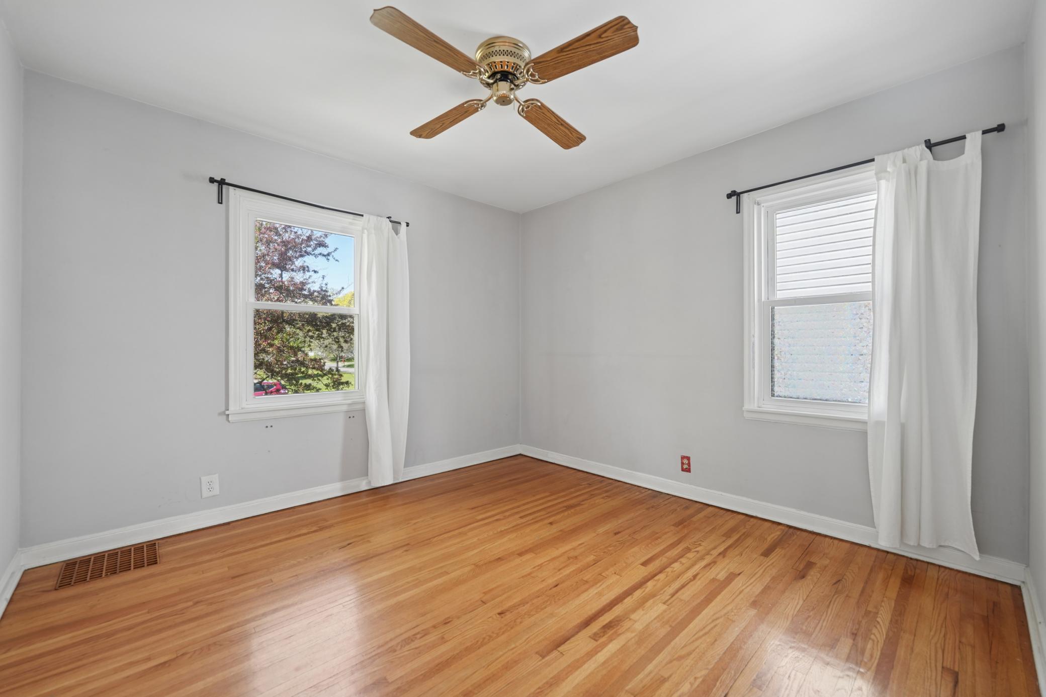 View of Residential at 3109 Oregon Avenue, Saint Louis Park MN 55426, Saint Louis Park (16 of 37) - Mike Wilen | Minnesota Team Real Estate
