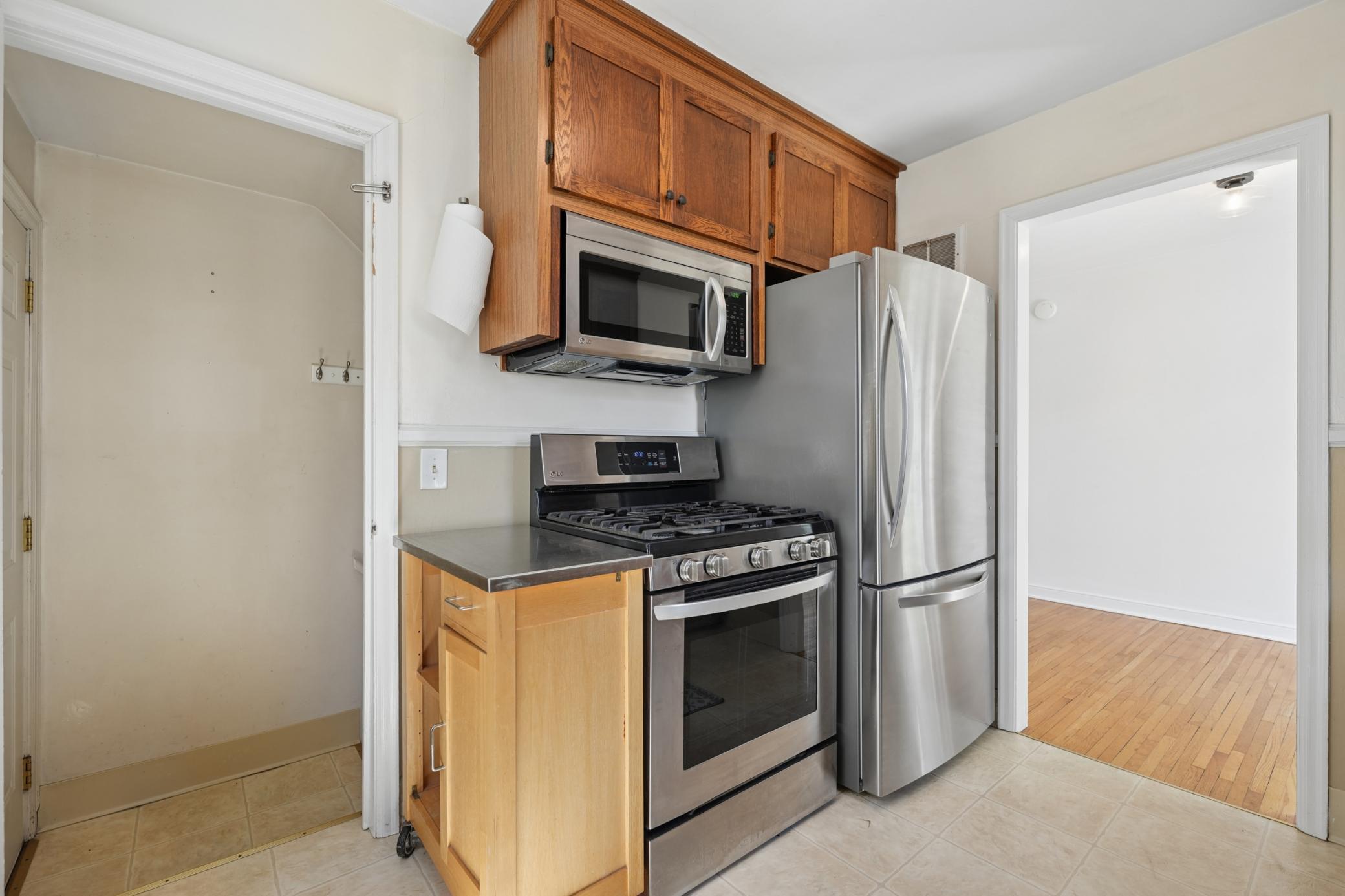 View of Residential at 3109 Oregon Avenue, Saint Louis Park MN 55426, Saint Louis Park (9 of 37) - Mike Wilen | Minnesota Team Real Estate