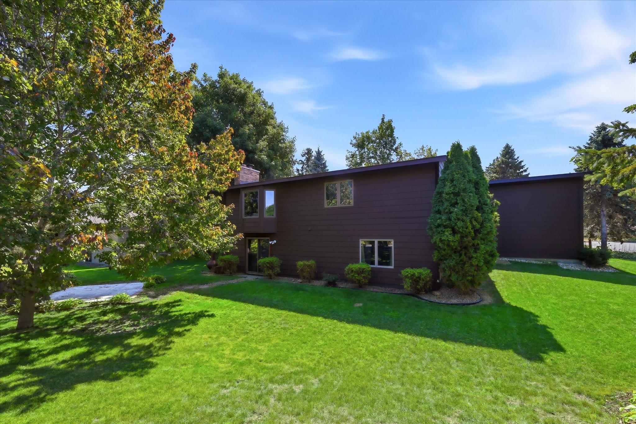 View of Residential at 525 Mackubin Circle, Shoreview MN 55126, Shoreview (41 of 48) - Mike Wilen | Minnesota Team Real Estate