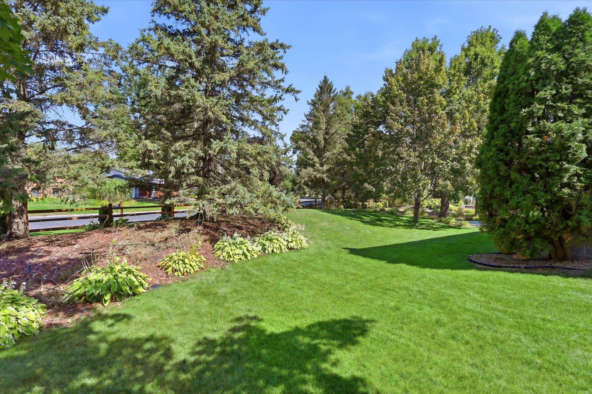 View of Residential at 525 Mackubin Circle, Shoreview MN 55126, Shoreview (40 of 48) - Mike Wilen | Minnesota Team Real Estate