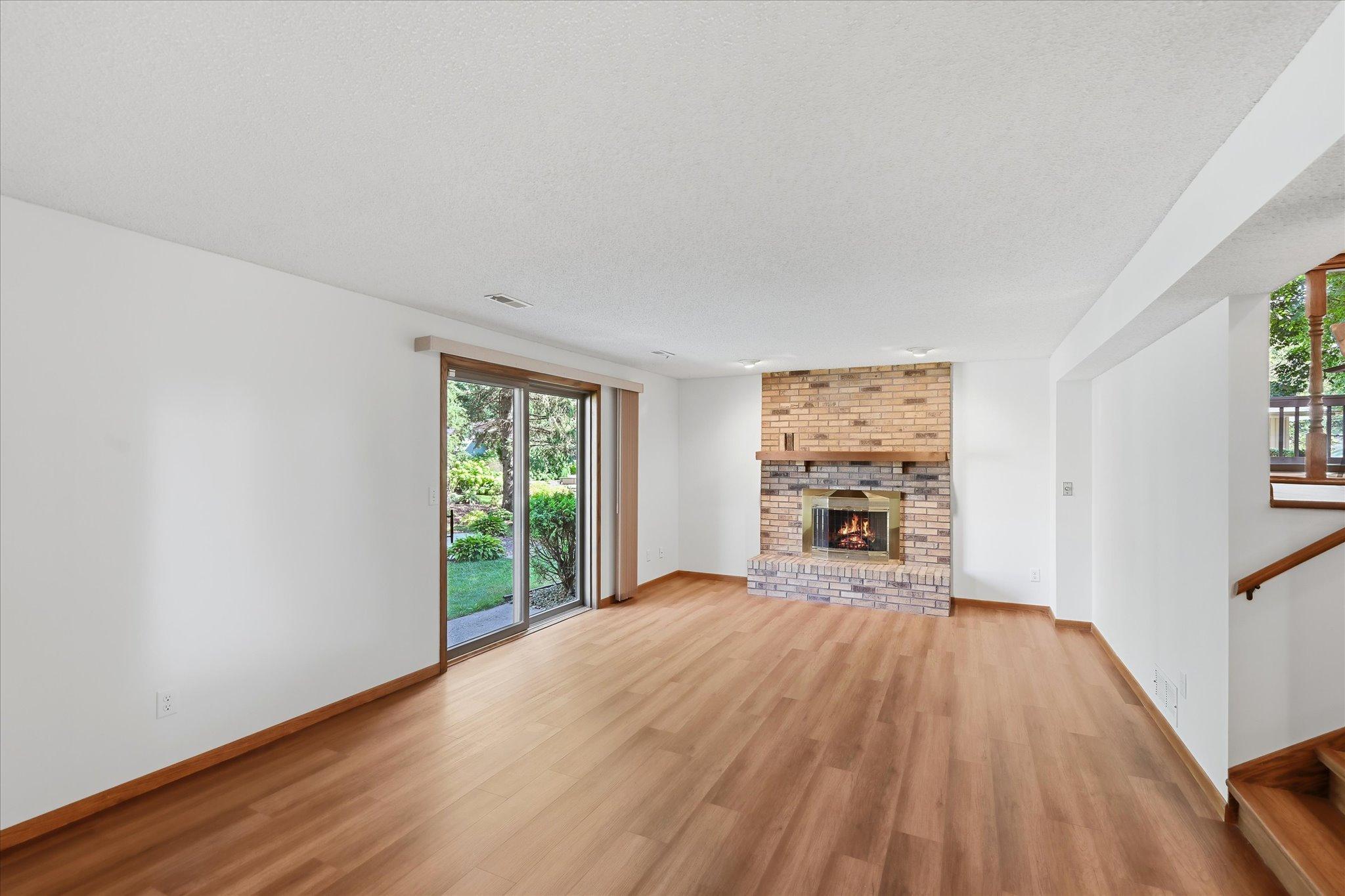 View of Residential at 525 Mackubin Circle, Shoreview MN 55126, Shoreview (28 of 48) - Mike Wilen | Minnesota Team Real Estate