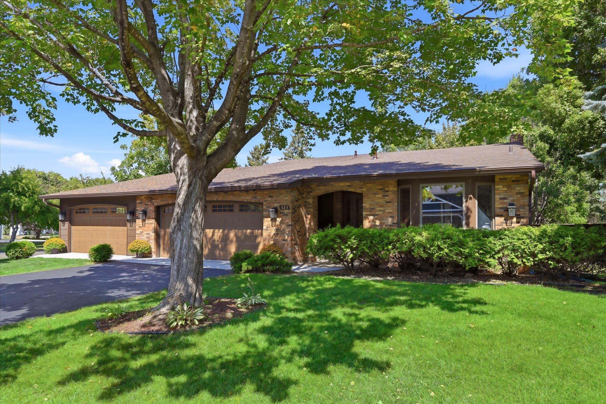 View of Residential at 525 Mackubin Circle, Shoreview MN 55126, Shoreview - Mike Wilen | Minnesota Team Real Estate