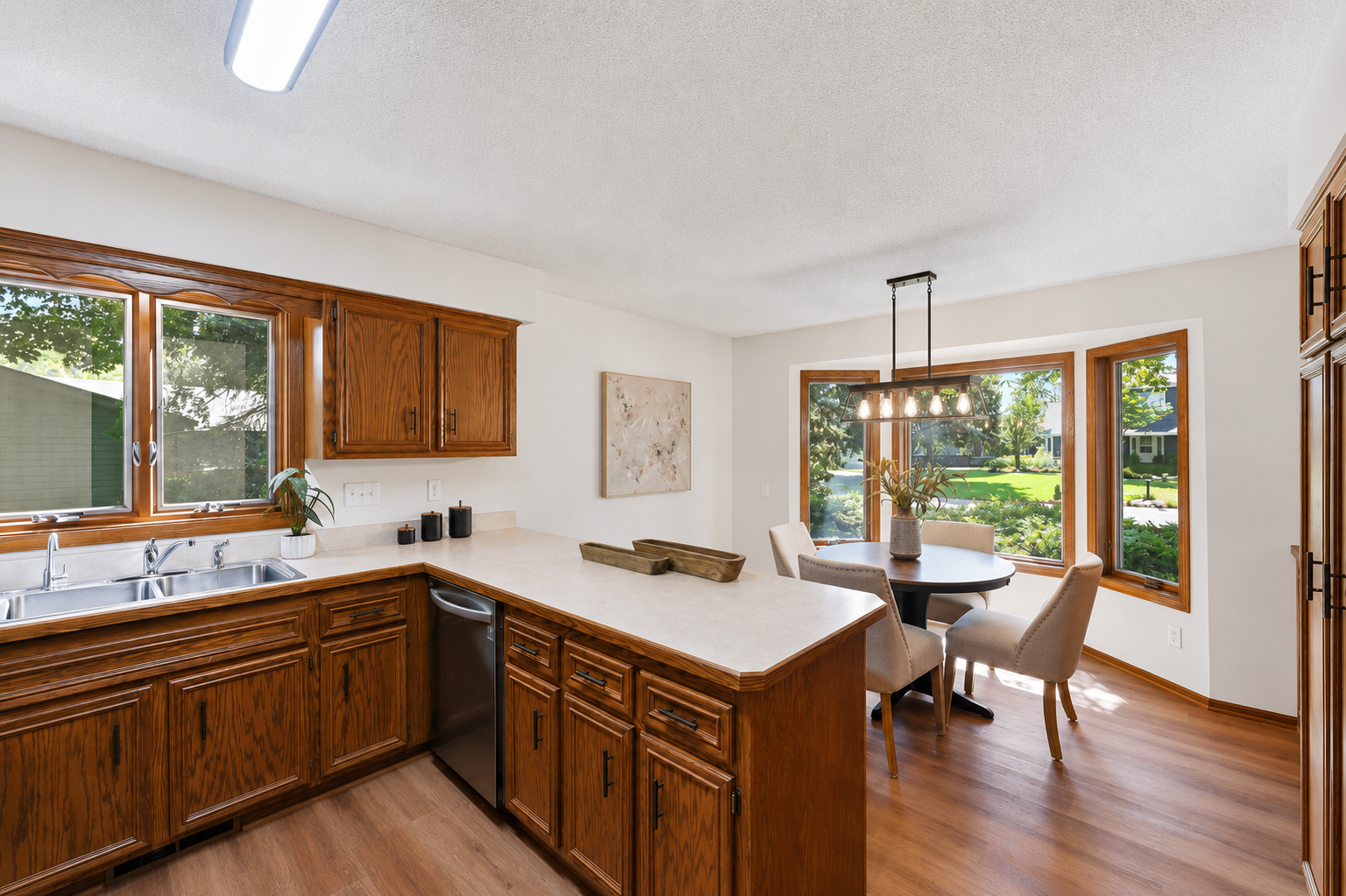 View of Residential at 525 Mackubin Circle, Shoreview MN 55126, Shoreview (20 of 48) - Mike Wilen | Minnesota Team Real Estate