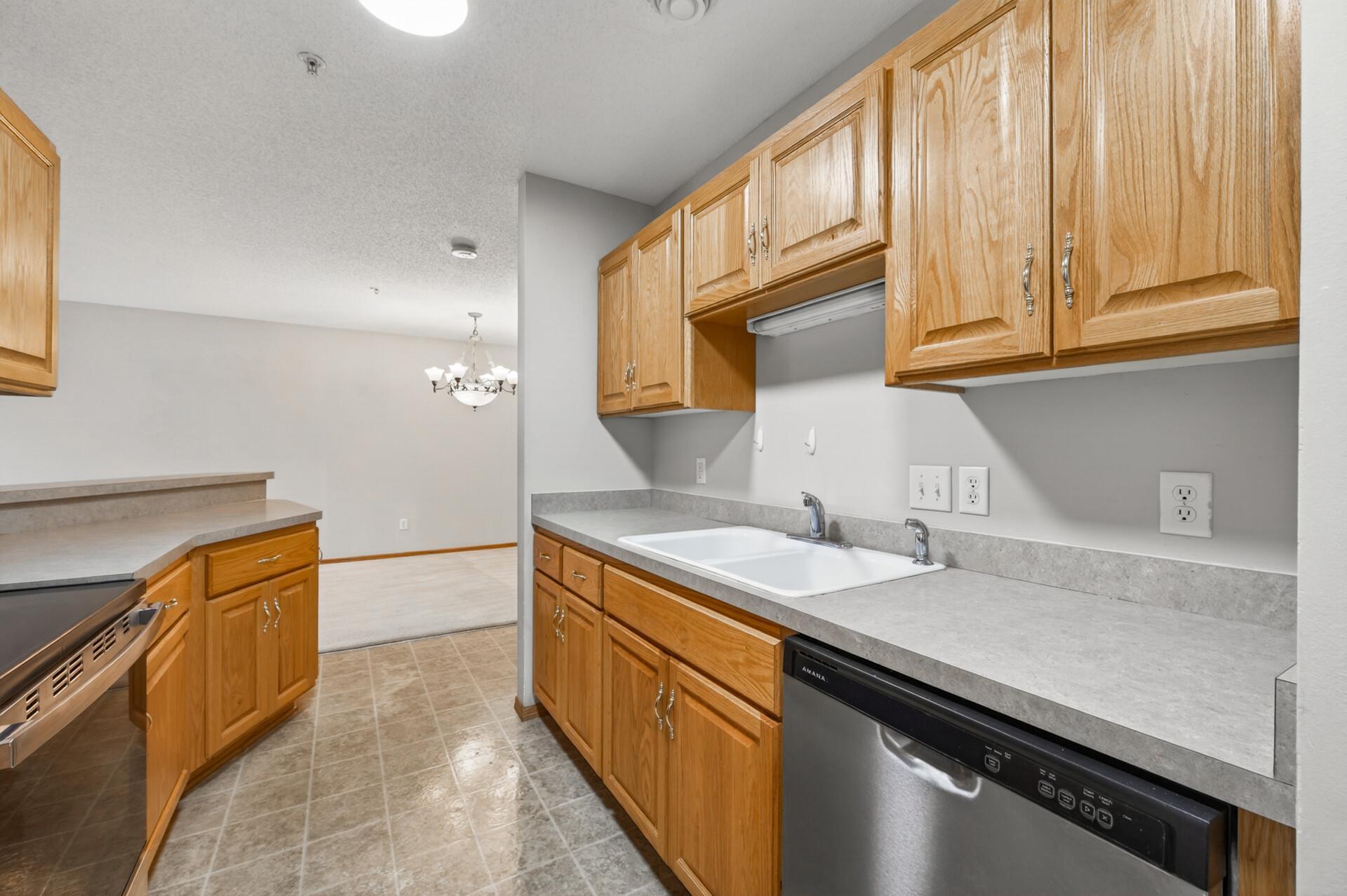 View of Residential at 5653 100th Lane, Brooklyn Park MN 55443, Brooklyn Park (9 of 29) - Mike Wilen | Minnesota Team Real Estate