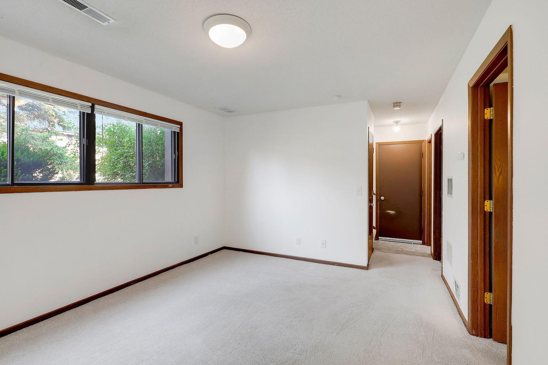 View of Residential at 9205 Dartford Road, Woodbury MN 55125, Woodbury (37 of 41) - Mike Wilen | Minnesota Team Real Estate