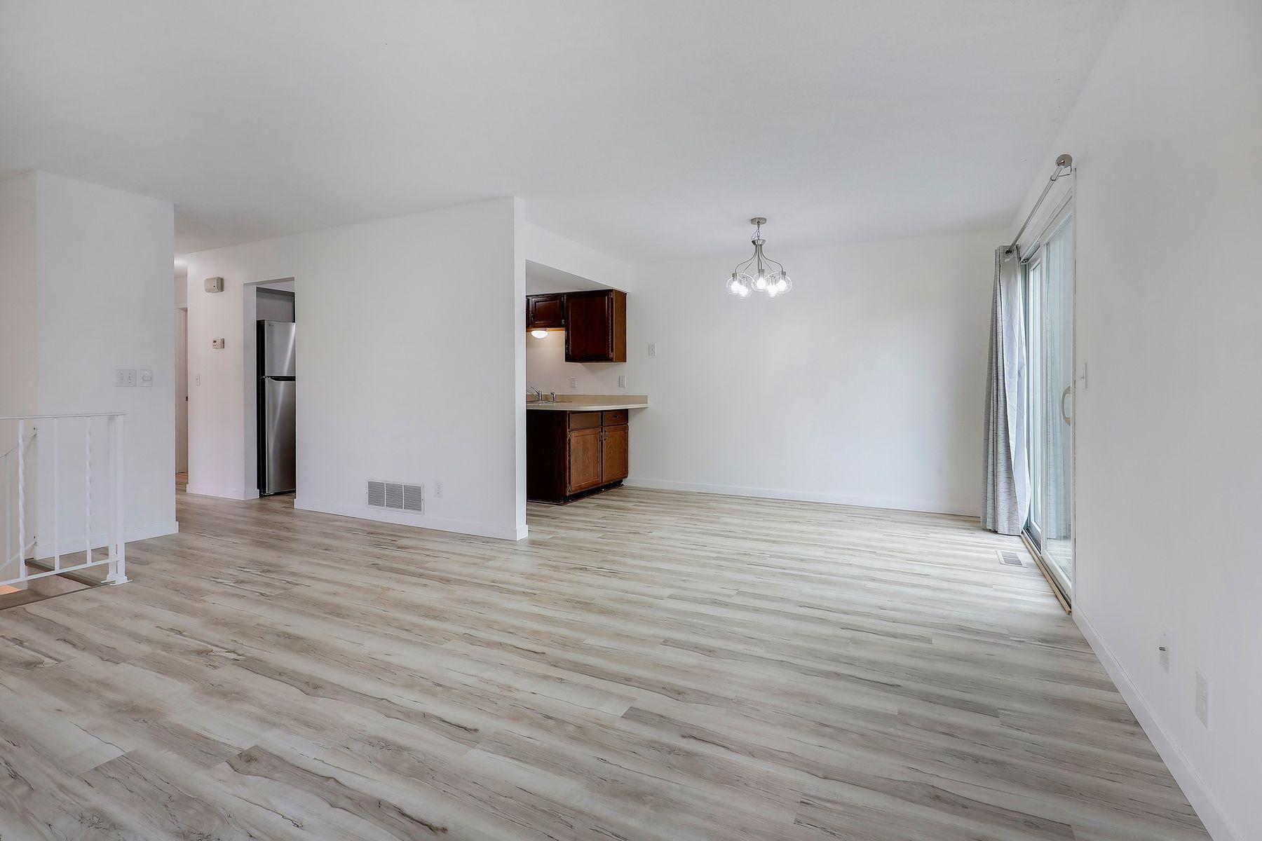 View of Residential at 9205 Dartford Road, Woodbury MN 55125, Woodbury (9 of 41) - Mike Wilen | Minnesota Team Real Estate
