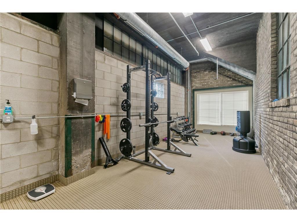 View of Residential at 918 3rd Street #105, Minneapolis MN 55401, Minneapolis (19 of 23) - Mike Wilen | Minnesota Team Real Estate