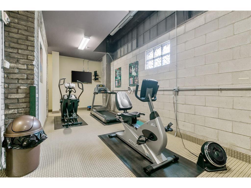 View of Residential at 918 3rd Street #105, Minneapolis MN 55401, Minneapolis (18 of 23) - Mike Wilen | Minnesota Team Real Estate
