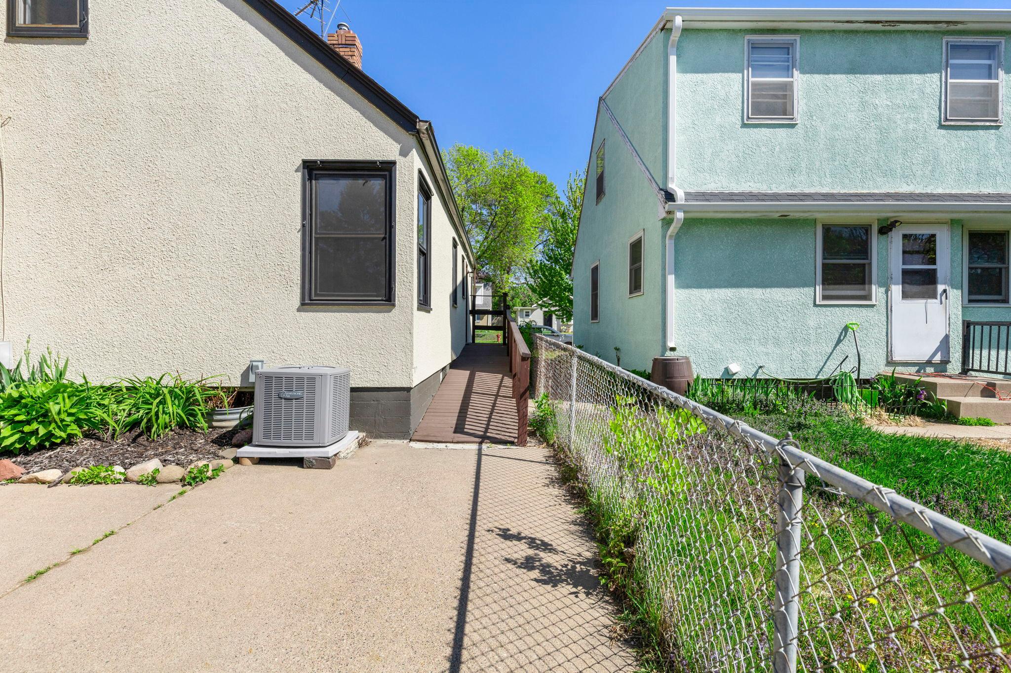 View of Residential at 254 Arion Street, West Saint Paul MN 55118, West Saint Paul (52 of 57) - Mike Wilen | Minnesota Team Real Estate