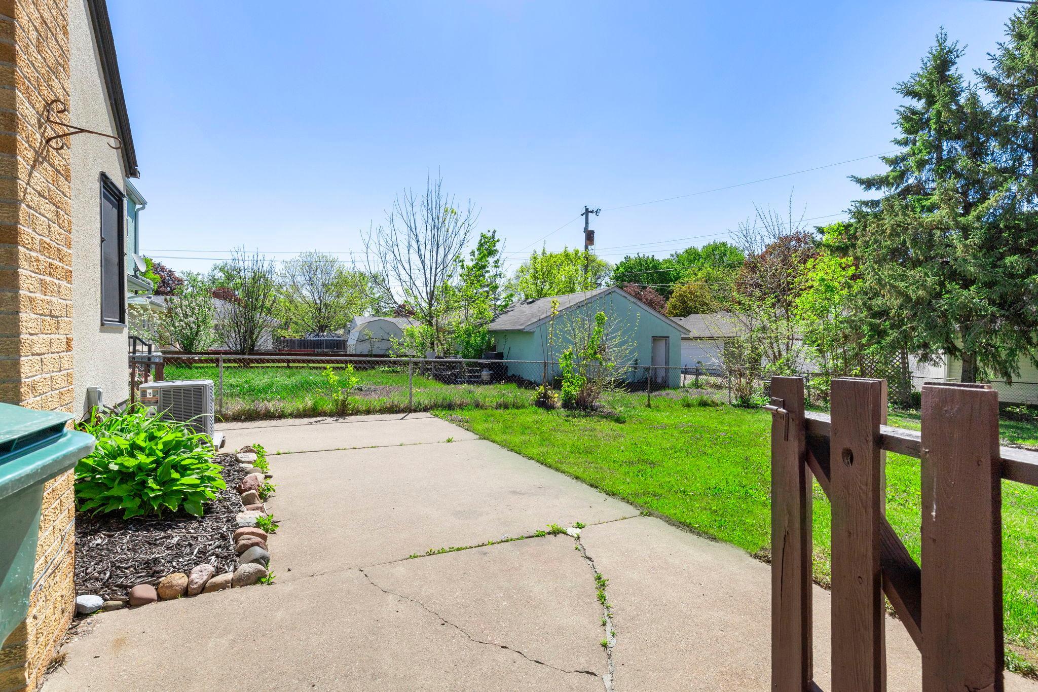 View of Residential at 254 Arion Street, West Saint Paul MN 55118, West Saint Paul (48 of 57) - Mike Wilen | Minnesota Team Real Estate