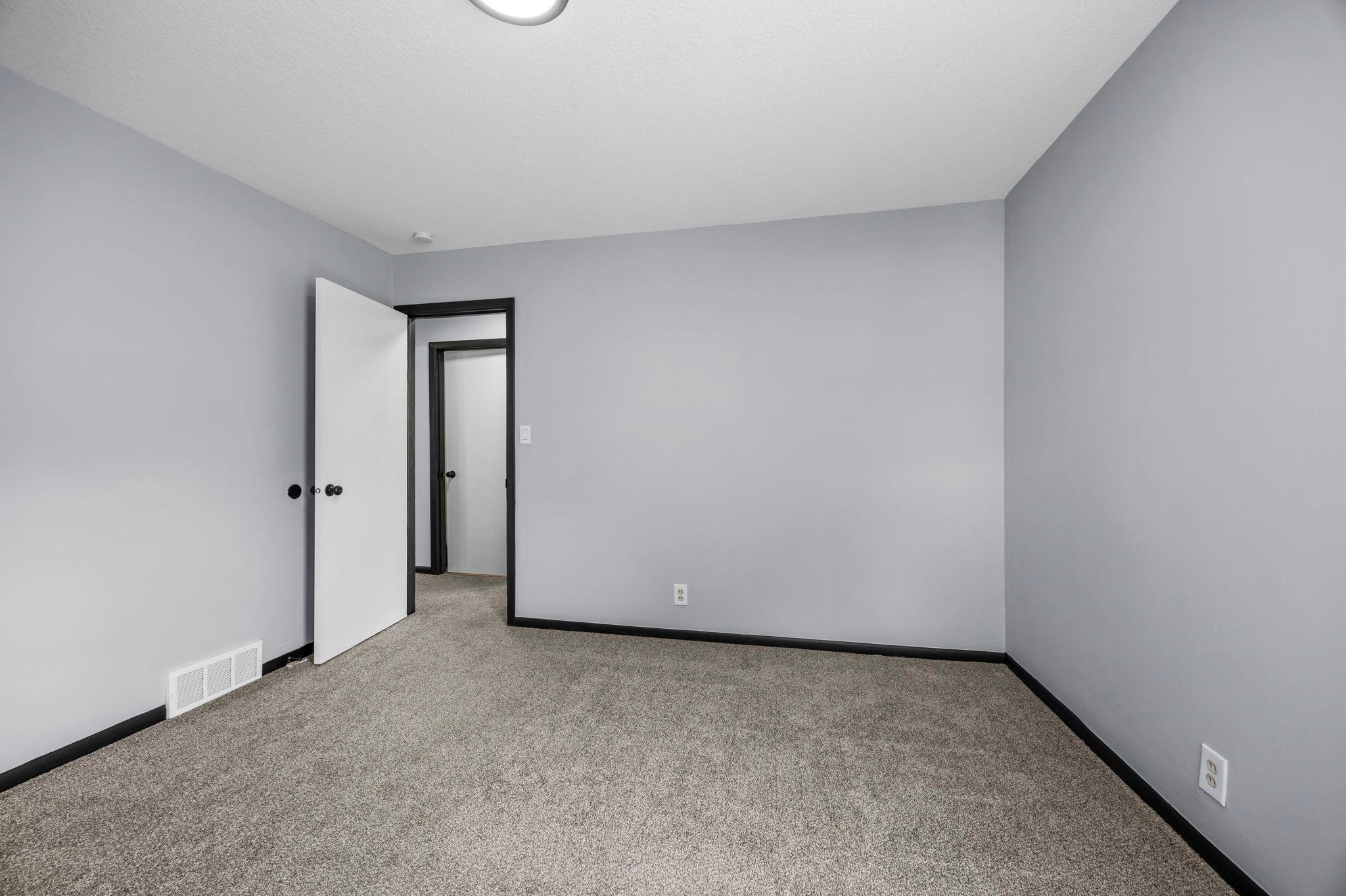 View of Residential at 254 Arion Street, West Saint Paul MN 55118, West Saint Paul (25 of 57) - Mike Wilen | Minnesota Team Real Estate